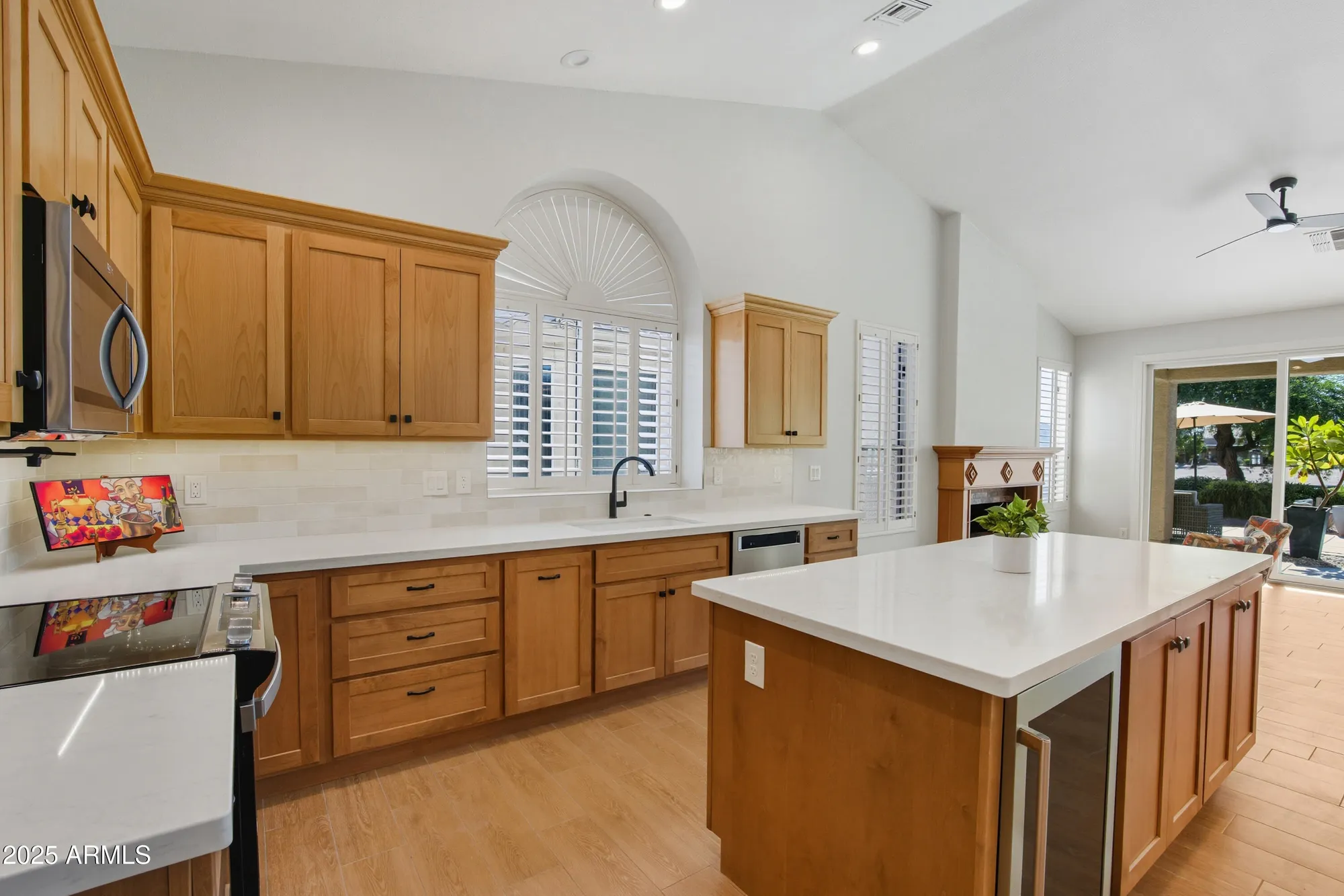 Property Slideshow image 8 of 37 | 24120 s stoney path dr, Sun Lakes, AZ, 85248