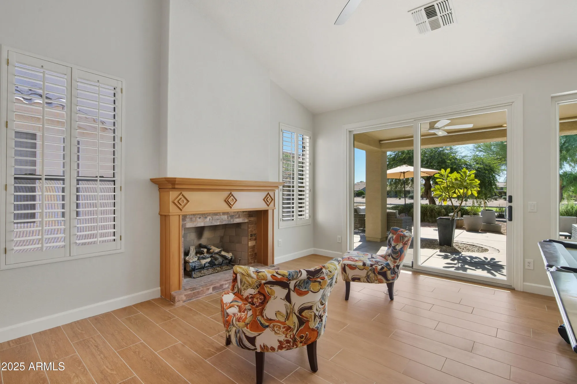 Property Slideshow image 13 of 37 | 24120 s stoney path dr, Sun Lakes, AZ, 85248