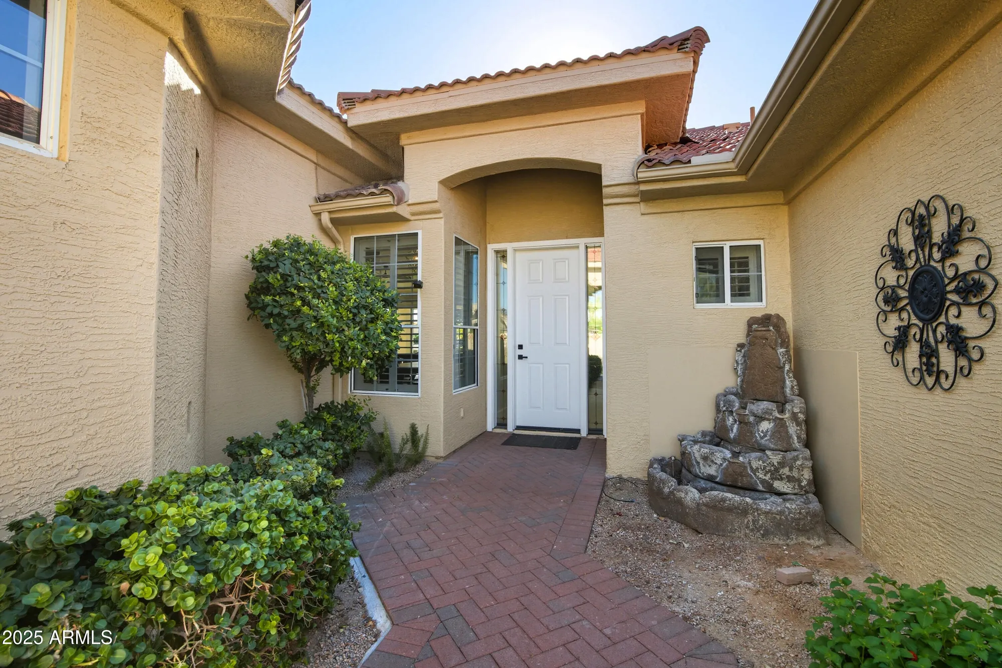 Property Slideshow image 5 of 37 | 24120 s stoney path dr, Sun Lakes, AZ, 85248