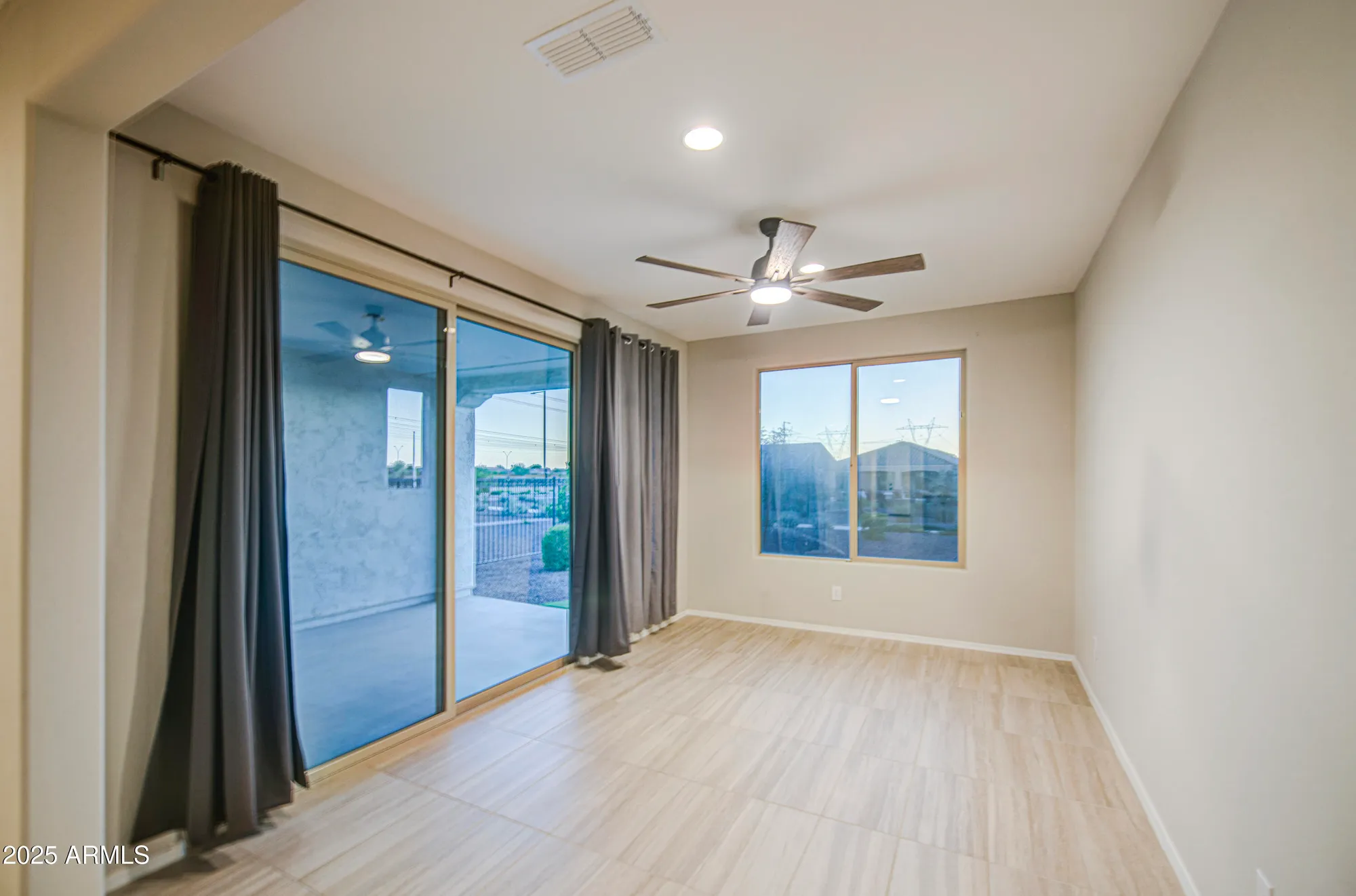 Property Slideshow image 15 of 37 | 21290 n 270th ave, Buckeye, AZ, 85396