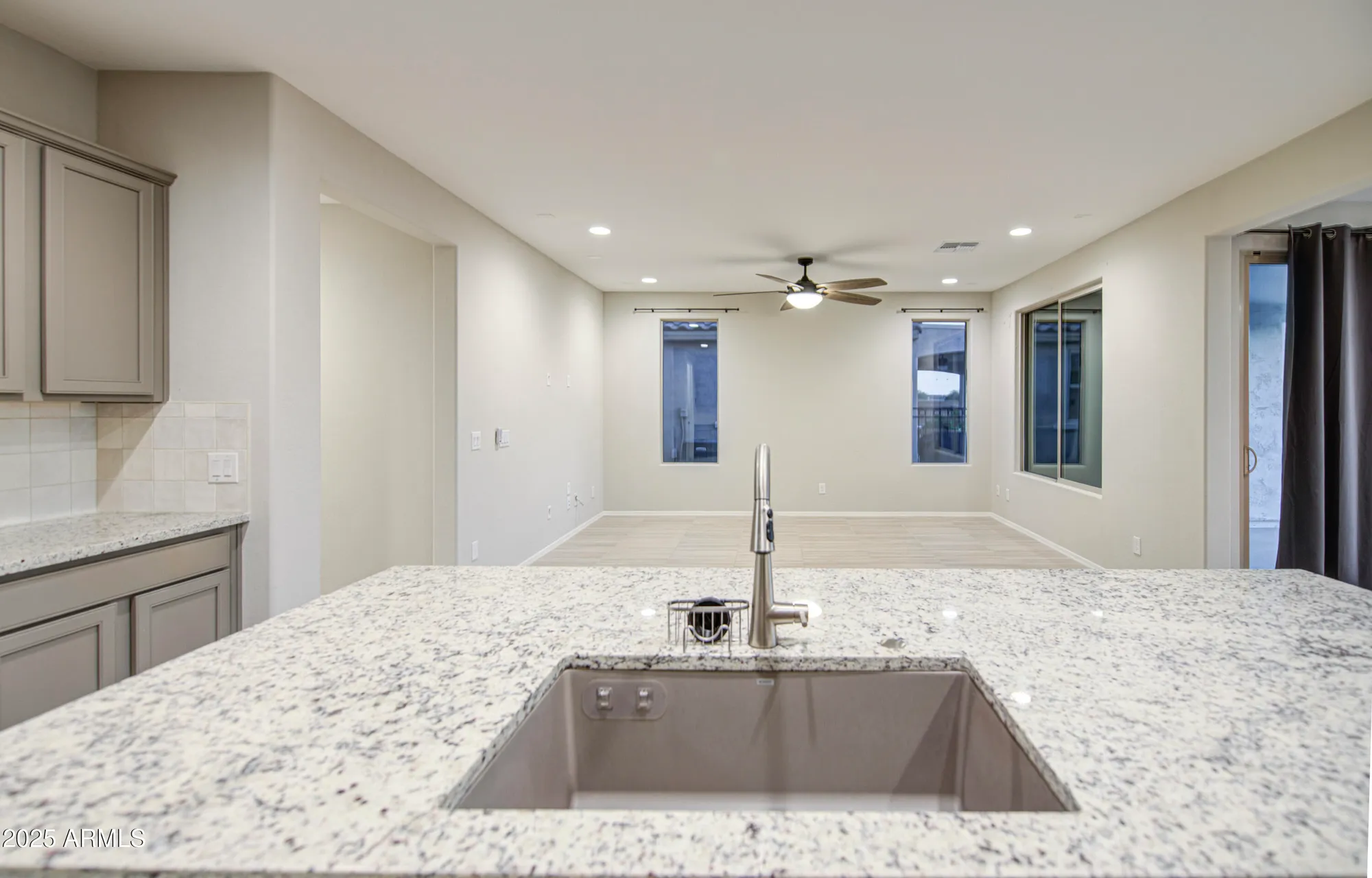 Property Slideshow image 7 of 37 | 21290 n 270th ave, Buckeye, AZ, 85396