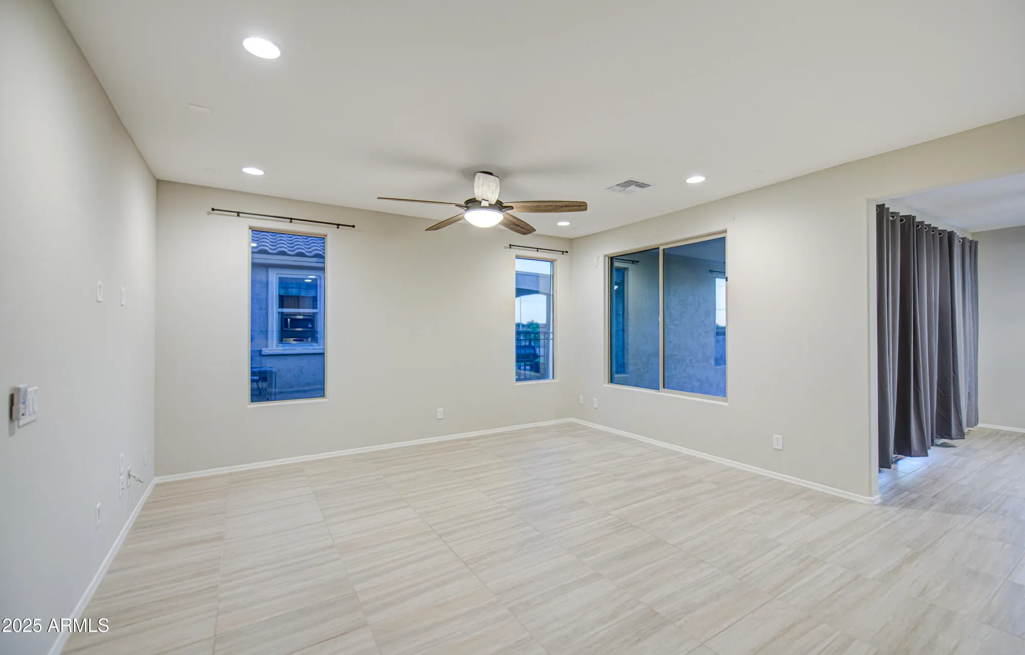 Property Slideshow image 3 of 37 | 21290 n 270th ave, Buckeye, AZ, 85396