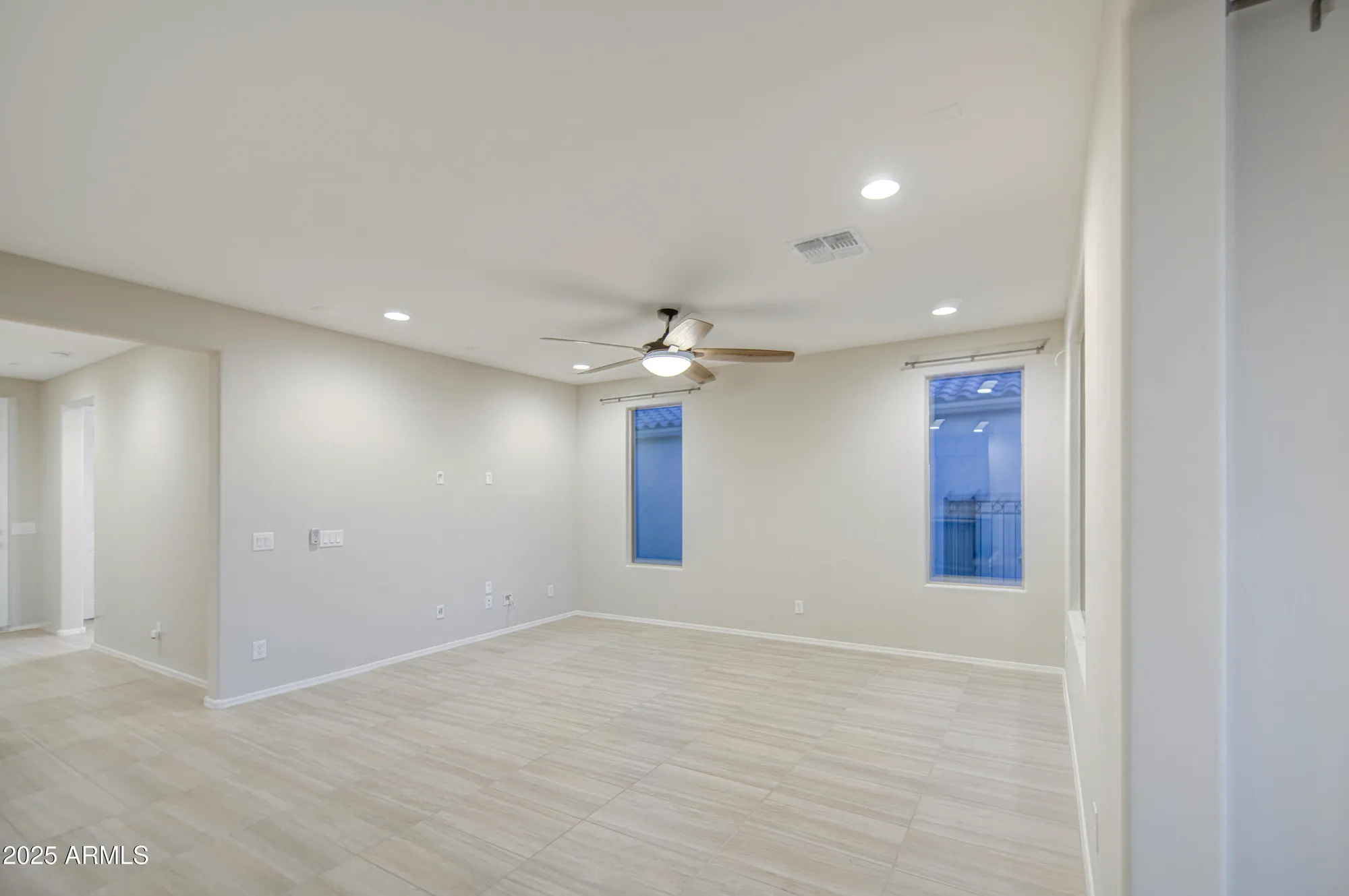 Property Slideshow image 4 of 37 | 21290 n 270th ave, Buckeye, AZ, 85396