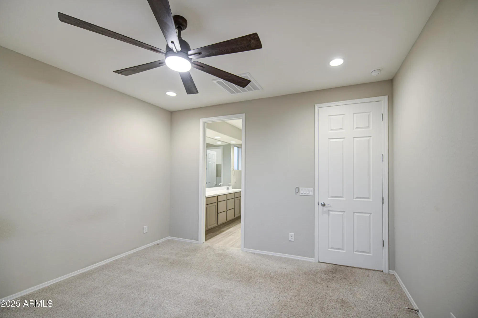 Property Slideshow image 31 of 37 | 21290 n 270th ave, Buckeye, AZ, 85396