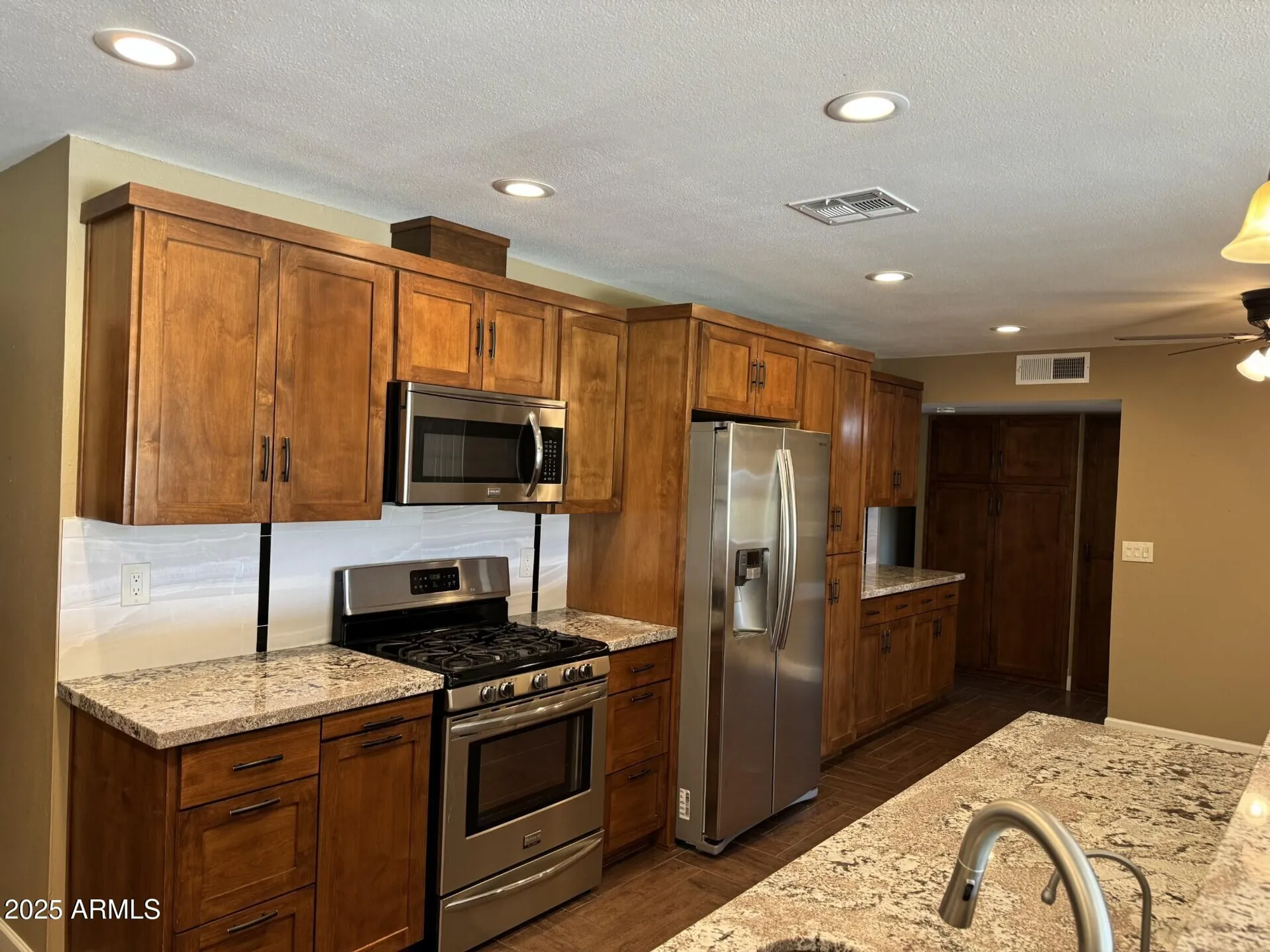 Property Slideshow image 5 of 22 | 10035 w riviera dr, Sun City, AZ, 85351