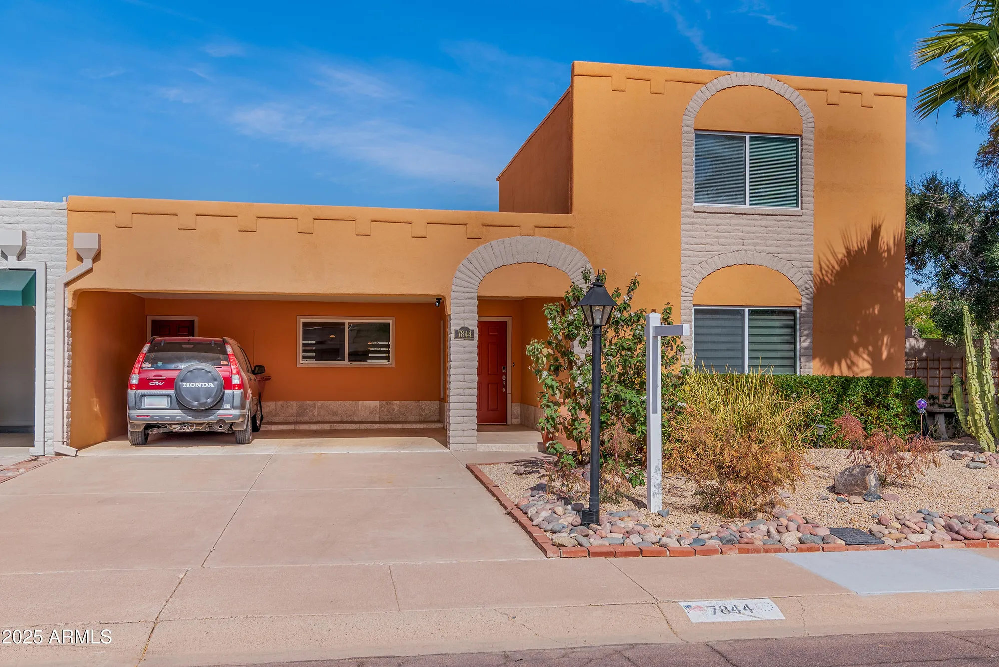 Property Slideshow image 1 of 28 | 7844 e coolidge st, Scottsdale, AZ, 85251