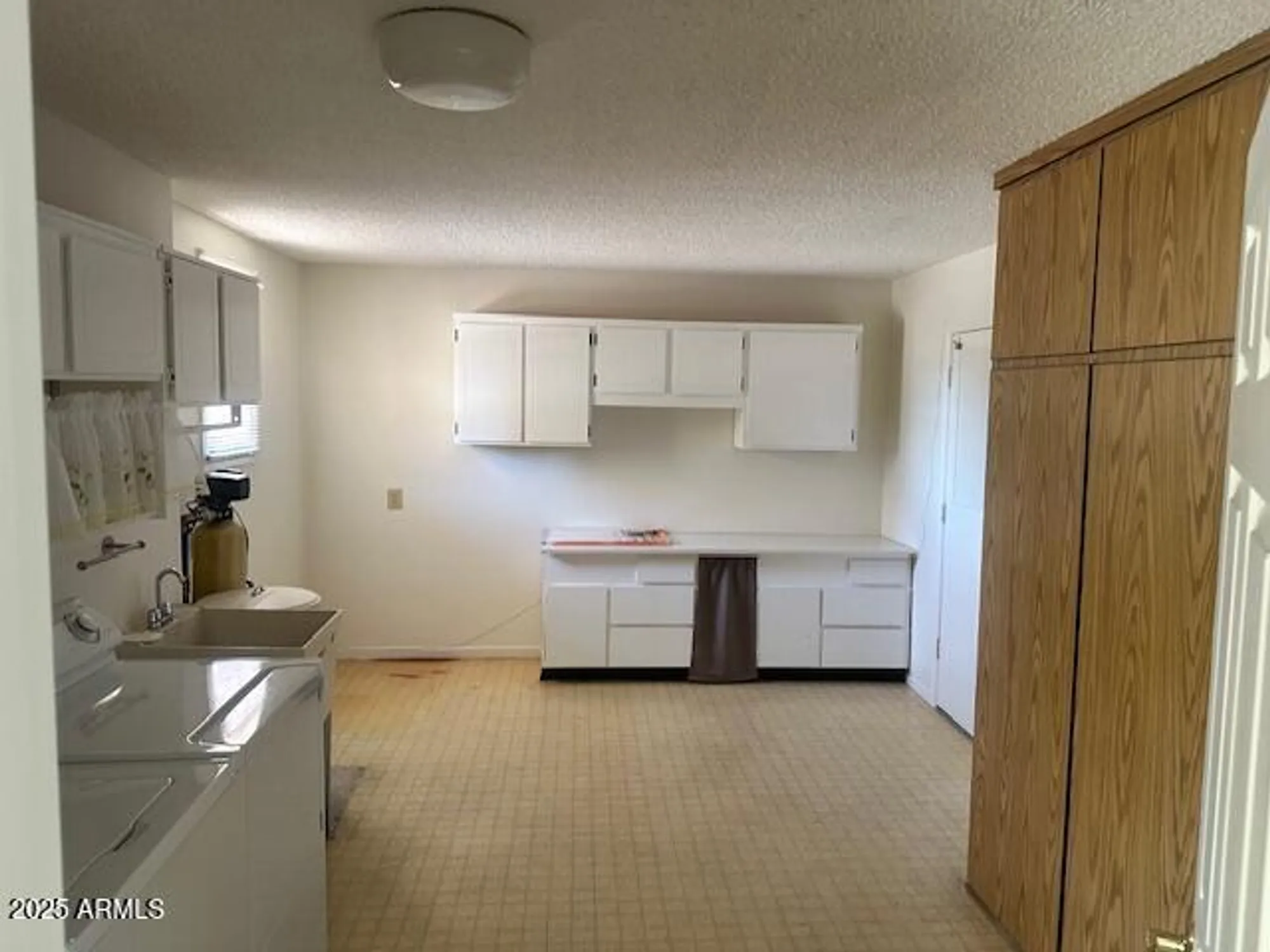 Property Slideshow image 9 of 9 | 9631 w spanish moss ln, Sun City, AZ, 85373