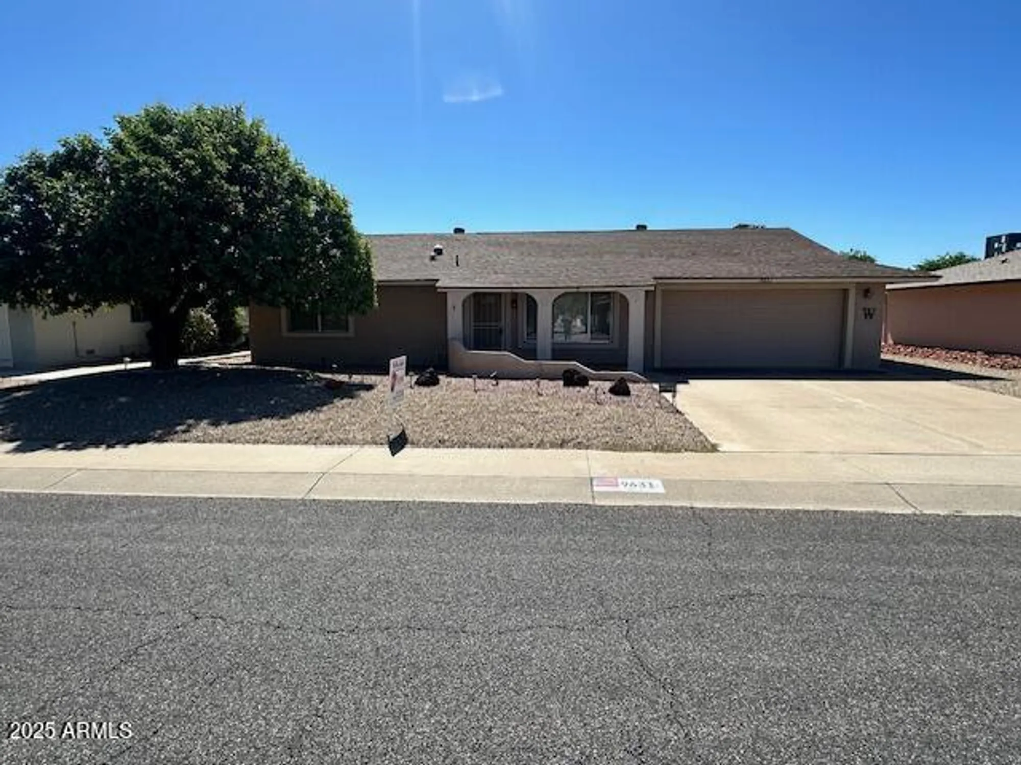 Property Slideshow image 1 of 9 | 9631 w spanish moss ln, Sun City, AZ, 85373