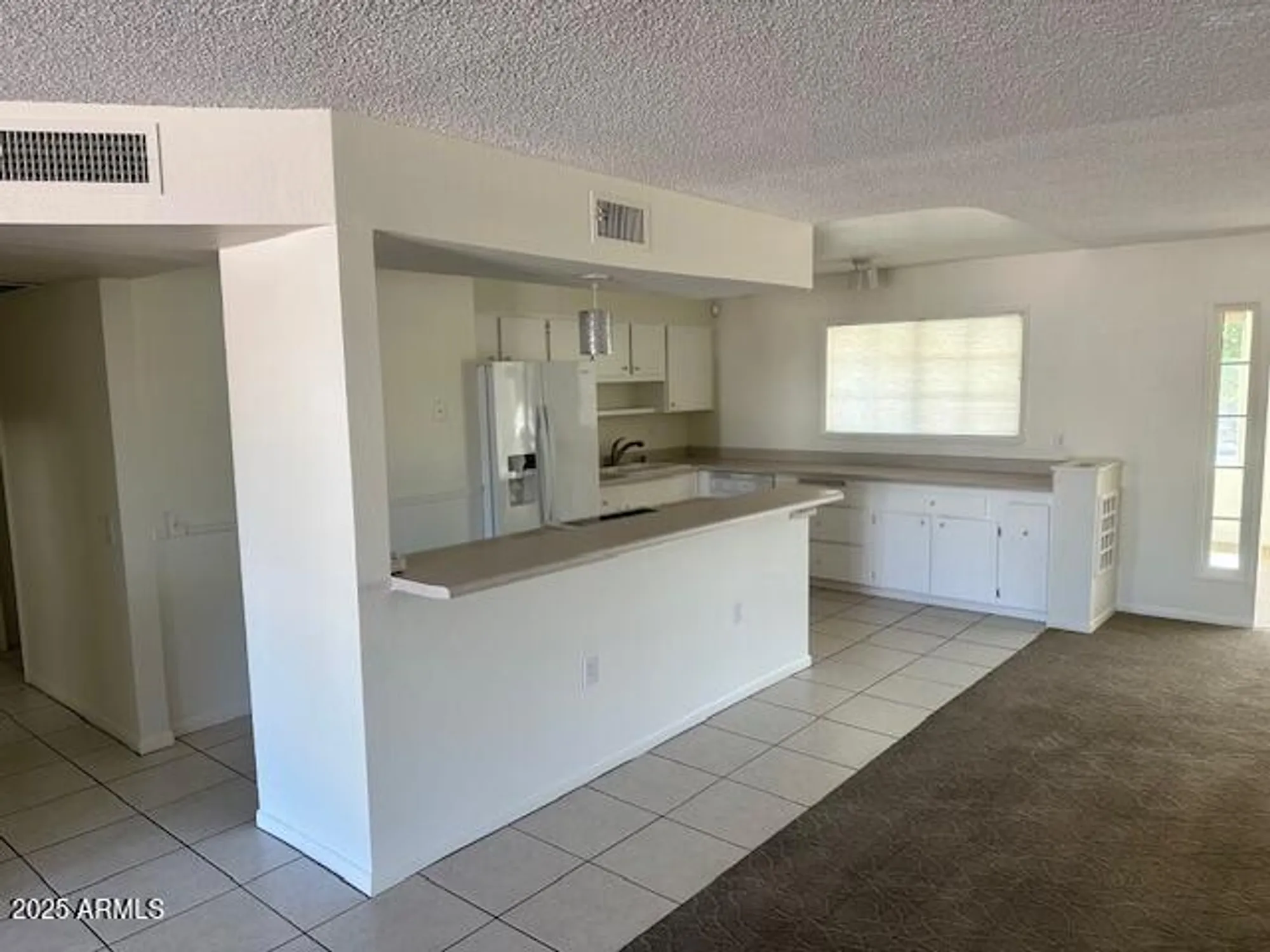 Property Slideshow image 4 of 9 | 9631 w spanish moss ln, Sun City, AZ, 85373