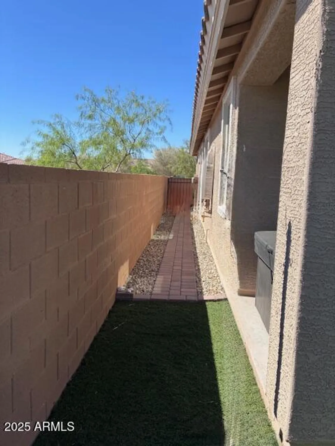 Property Slideshow image 18 of 24 | 24665 n 171st ln, Surprise, AZ, 85387