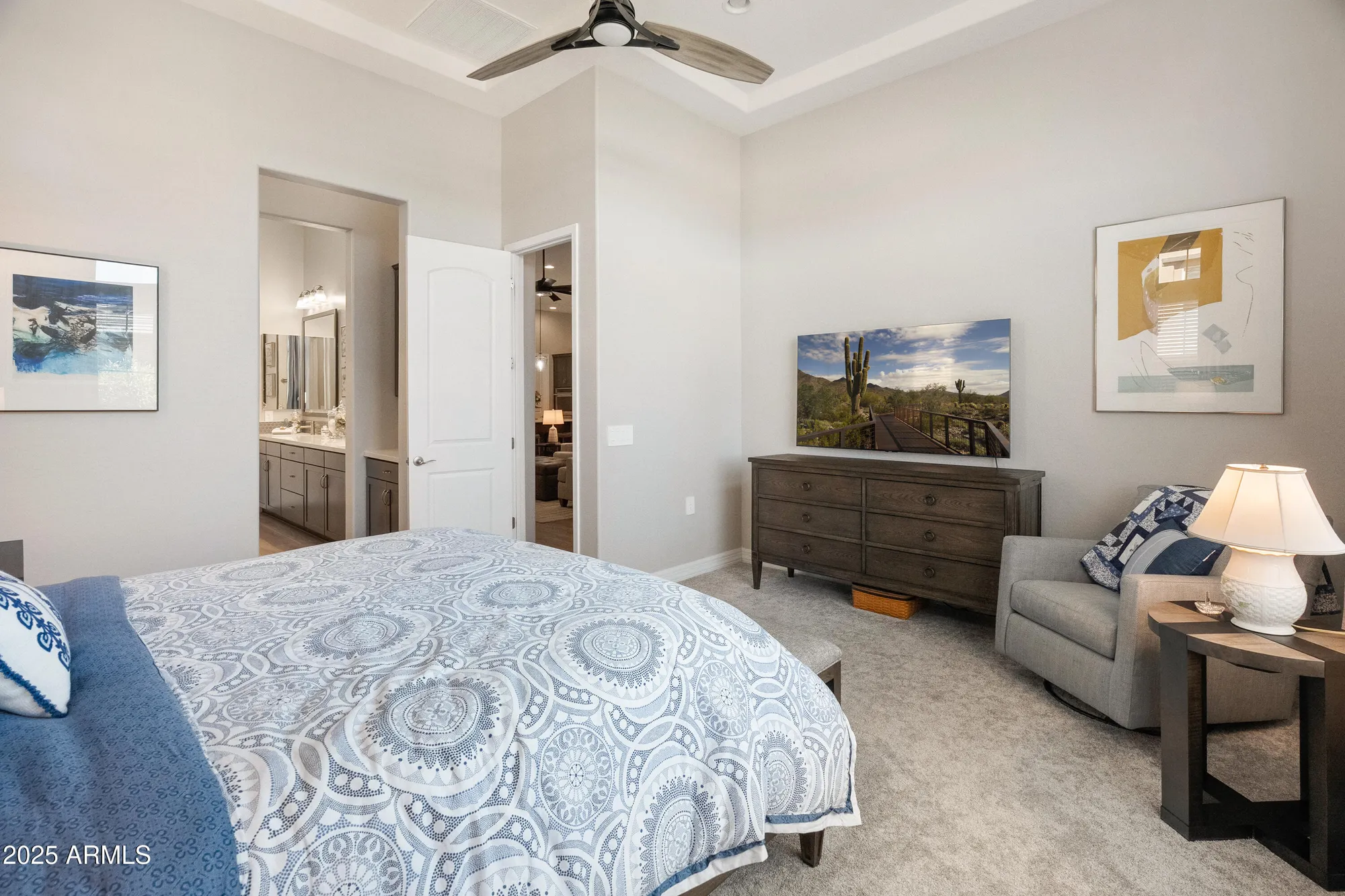 Property Slideshow image 12 of 26 | 32746 n 73rd way, Scottsdale, AZ, 85266