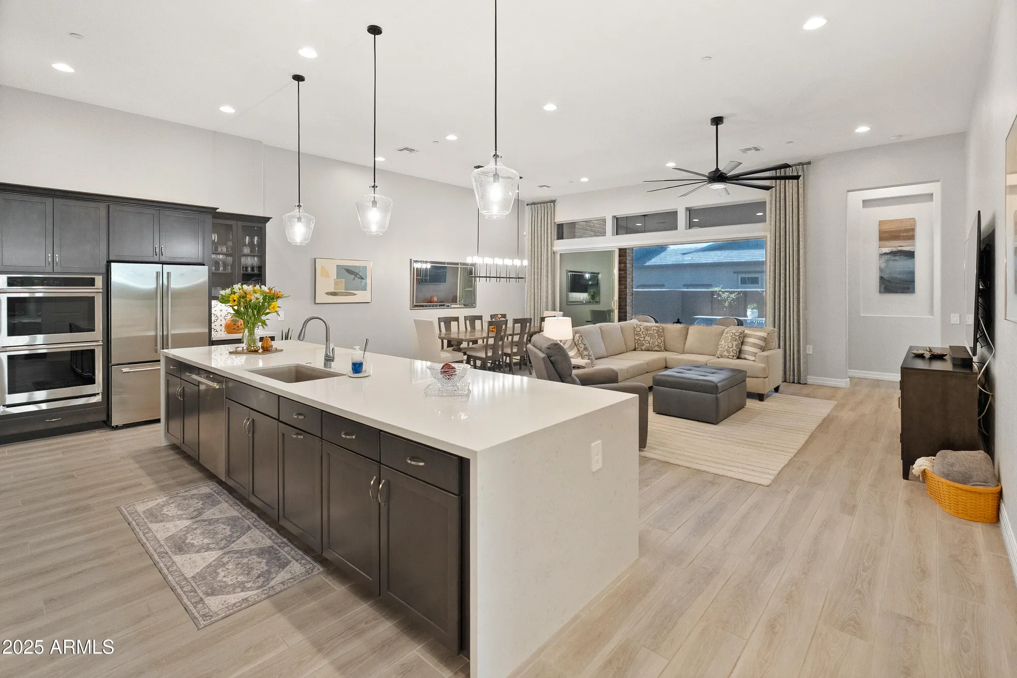 Property Slideshow image 6 of 26 | 32746 n 73rd way, Scottsdale, AZ, 85266