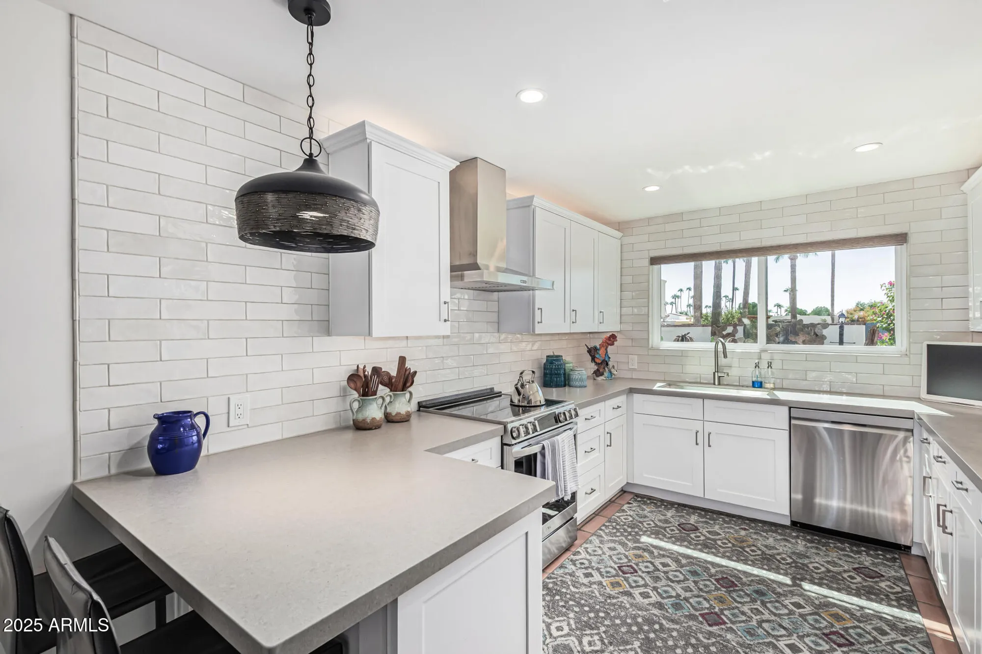 Property Slideshow image 11 of 29 | 7662 e northland dr, Scottsdale, AZ, 85251