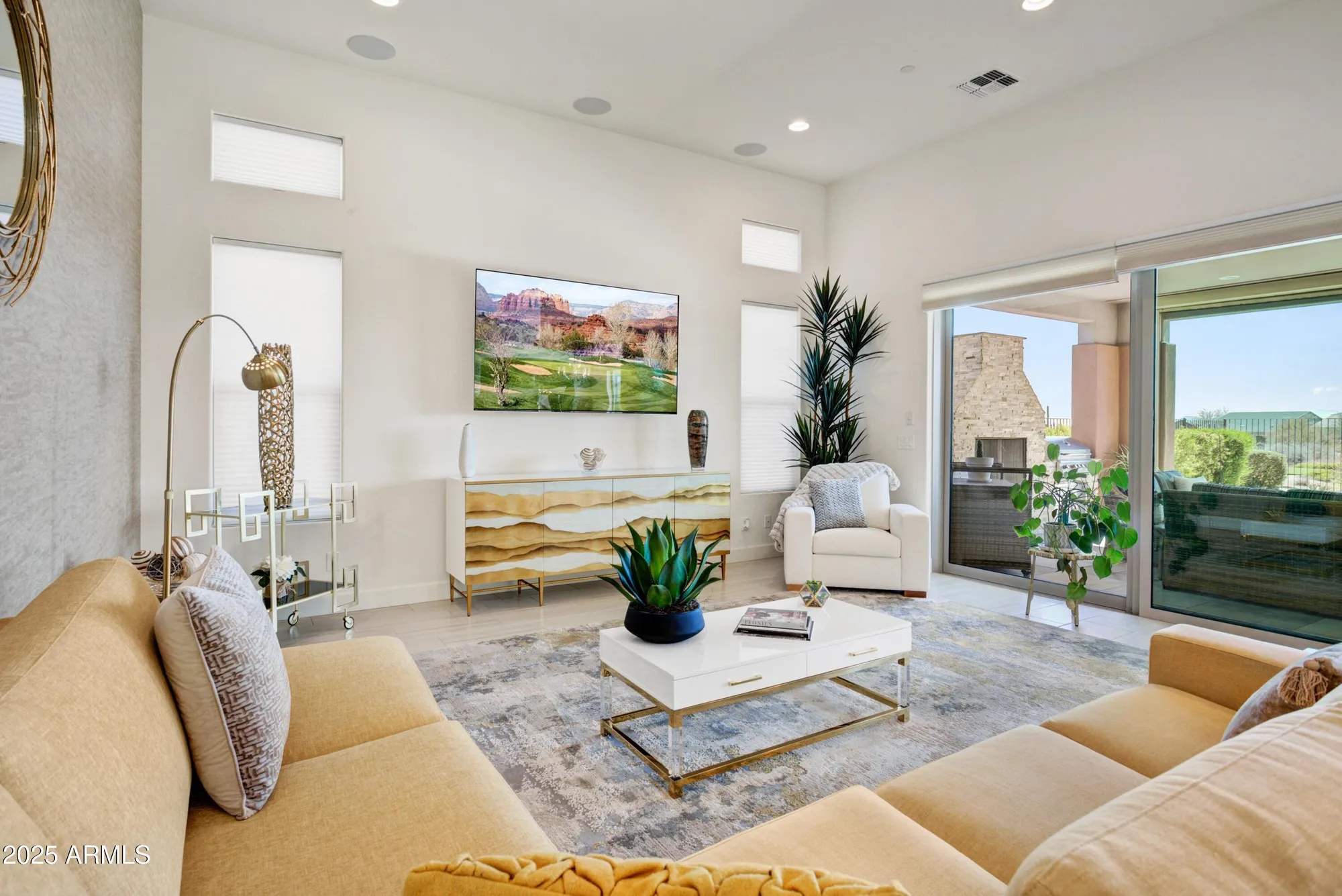 Property Slideshow image 10 of 64 | 17865 e stocking trl, Rio Verde, AZ, 85263