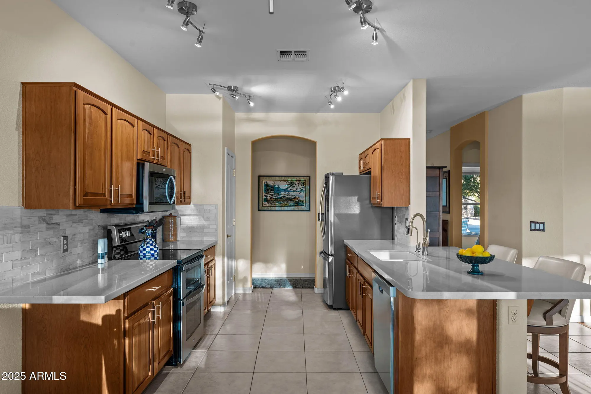 Property Slideshow image 7 of 40 | 6222 s huachuca way, Chandler, AZ, 85249