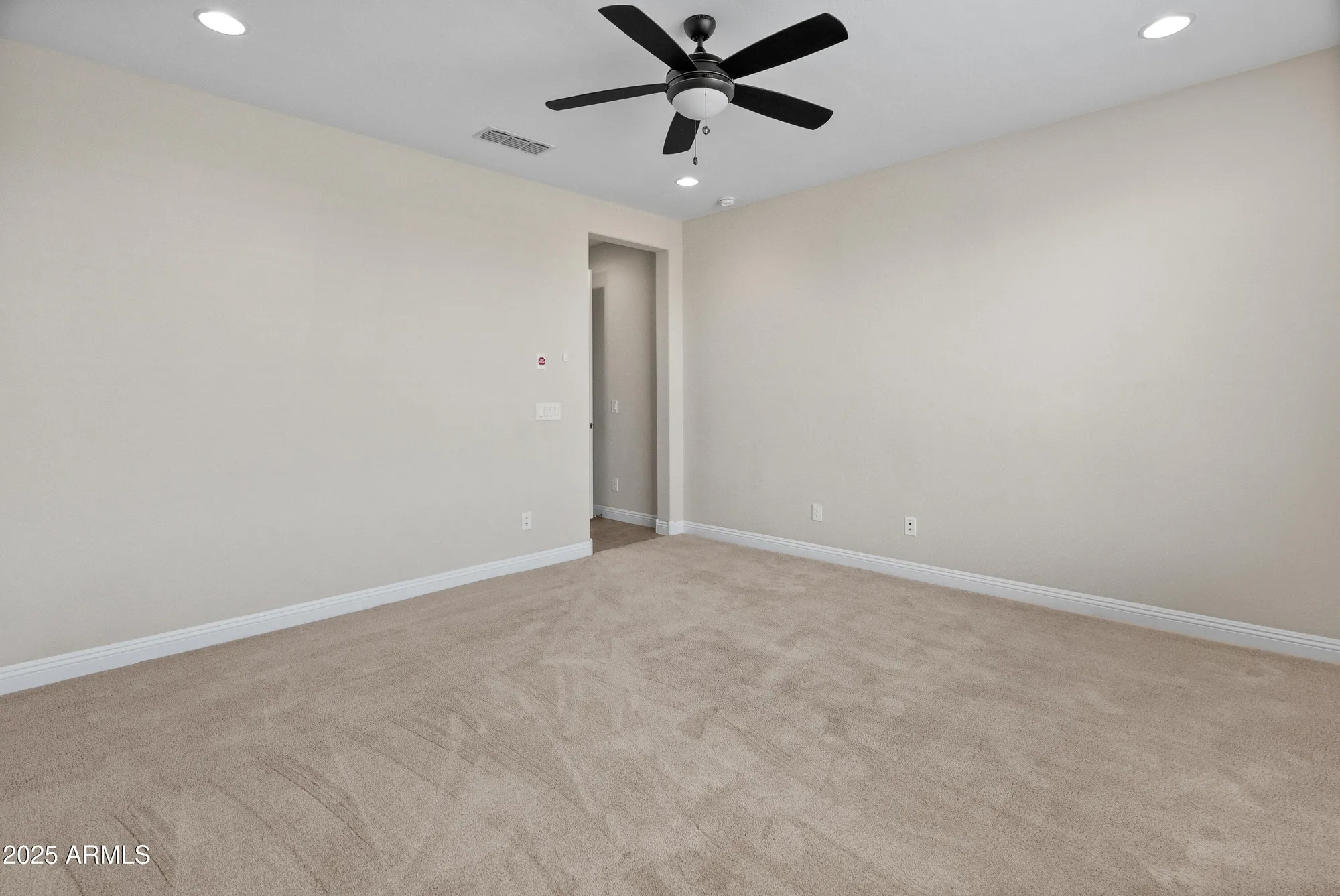 Property Slideshow image 16 of 46 | 20344 n wagner wash dr, Buckeye, AZ, 85396
