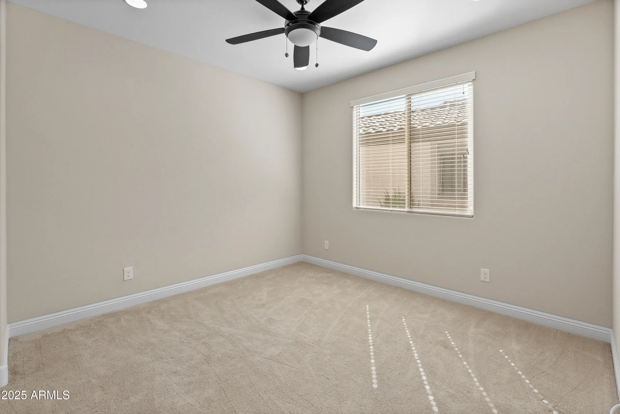 Property Slideshow image 22 of 46 | 20344 n wagner wash dr, Buckeye, AZ, 85396