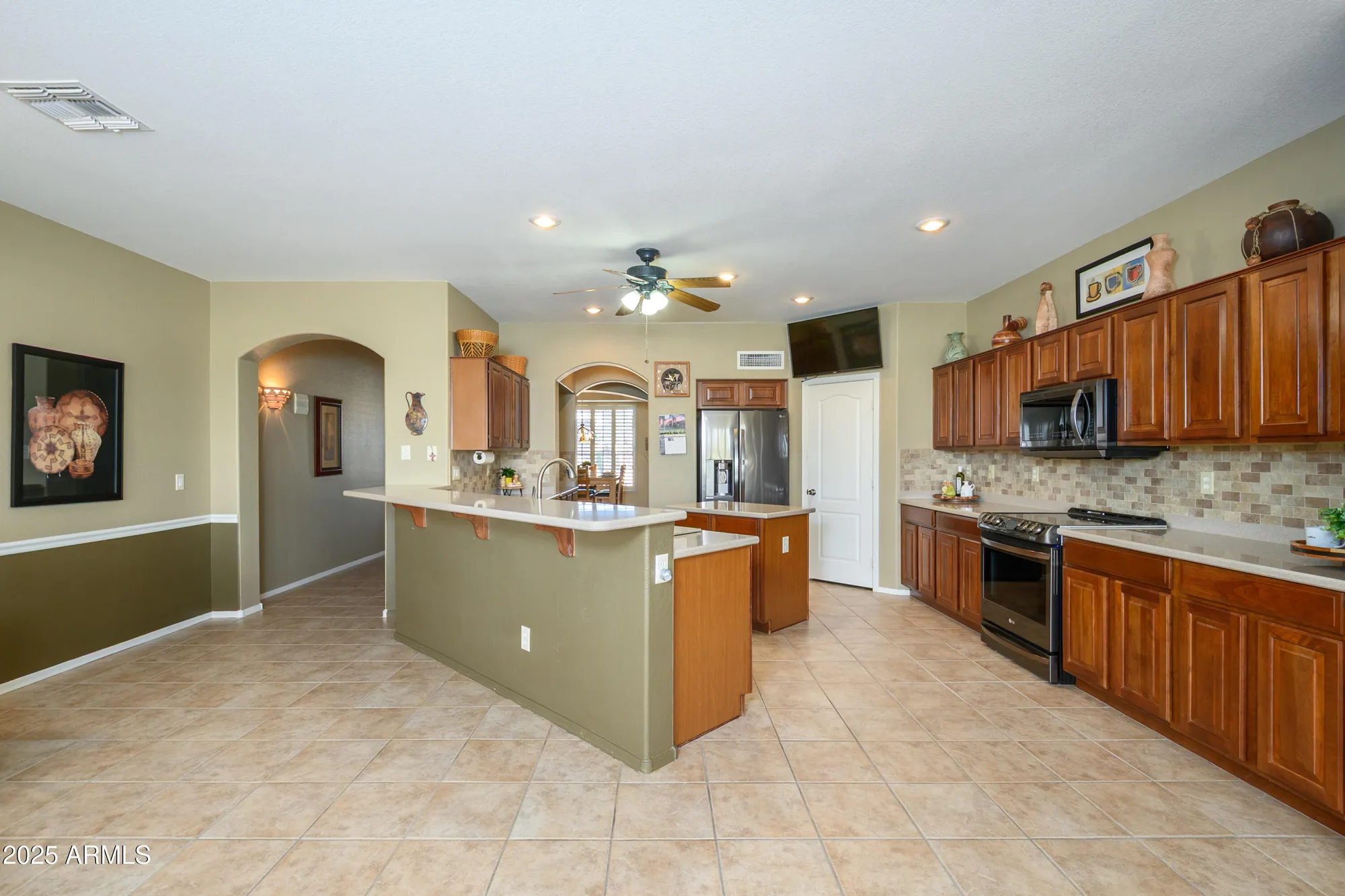 Property Slideshow image 11 of 47 | 17637 n goldwater dr, Surprise, AZ, 85374