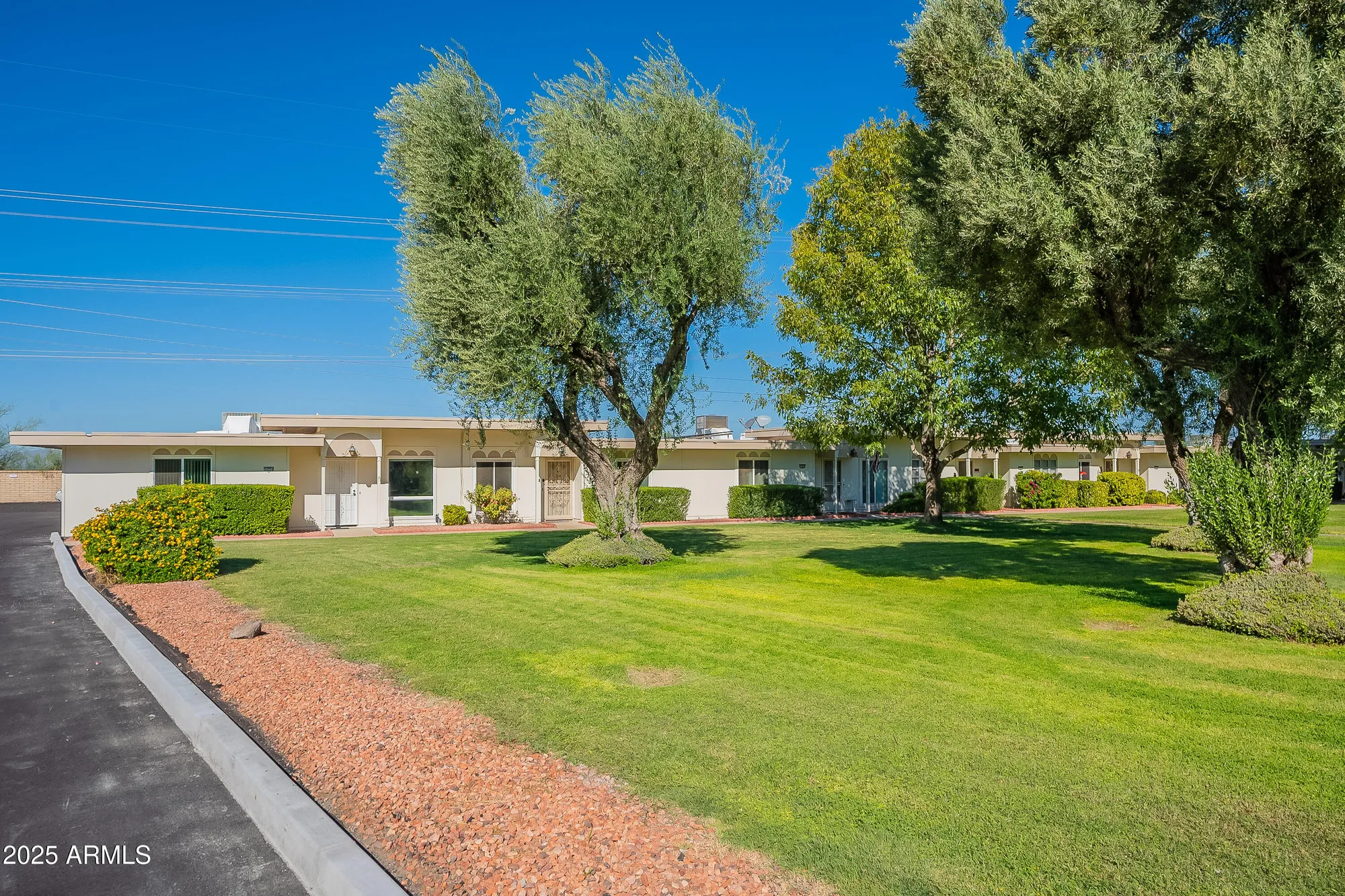 Property Slideshow image 2 of 22 | 14226 n newcastle dr, Sun City, AZ, 85351