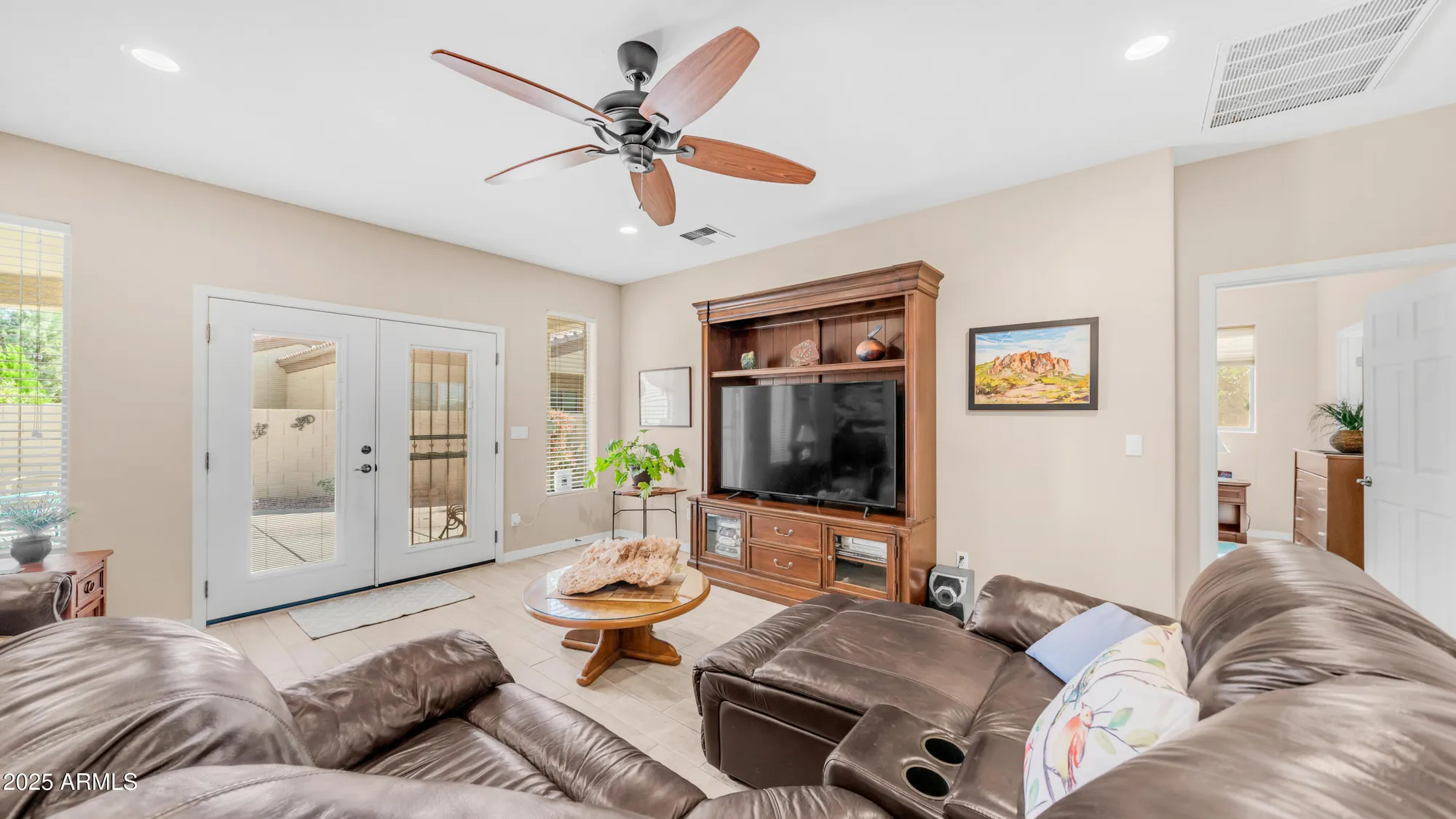 Property Slideshow image 8 of 49 | 5809 e leland st, Mesa, AZ, 85215