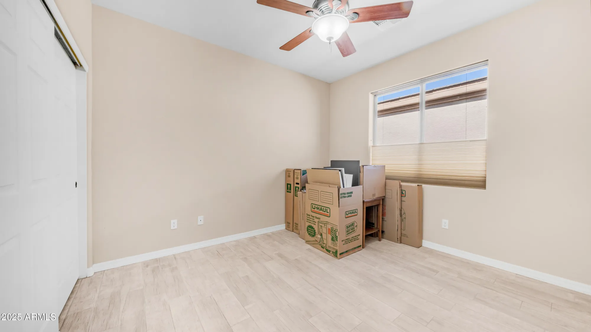 Property Slideshow image 27 of 49 | 5809 e leland st, Mesa, AZ, 85215