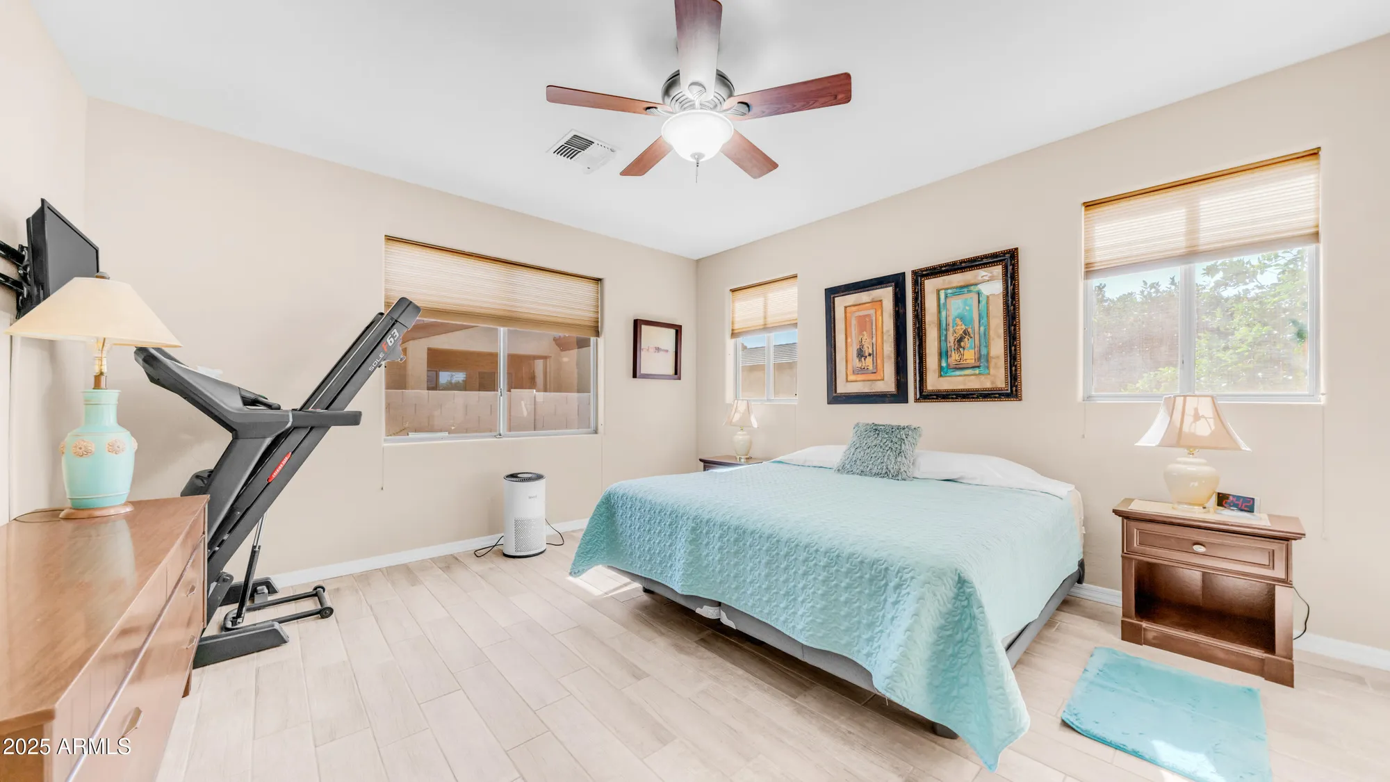 Property Slideshow image 11 of 49 | 5809 e leland st, Mesa, AZ, 85215