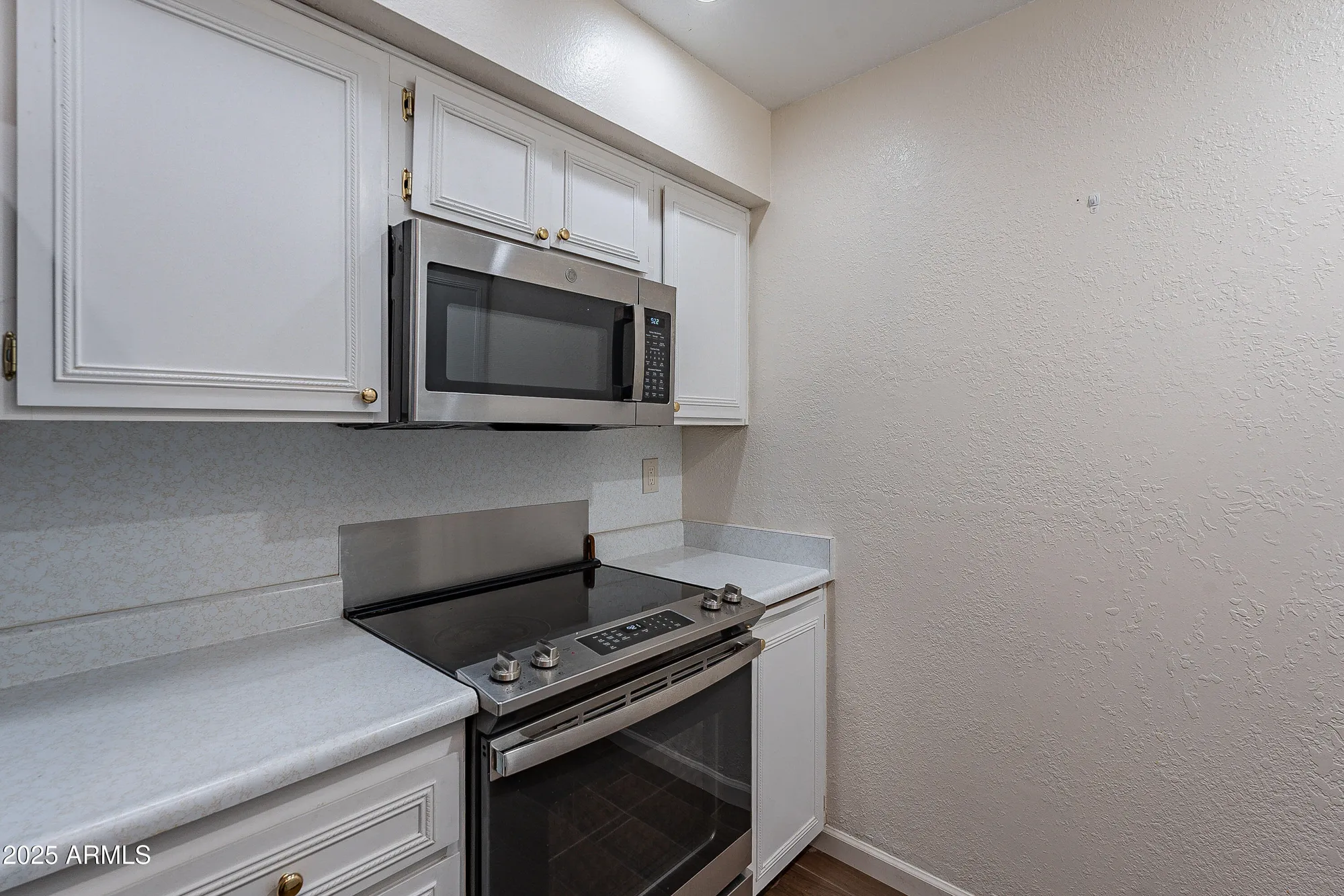 Property Slideshow image 7 of 22 | 14226 n newcastle dr, Sun City, AZ, 85351