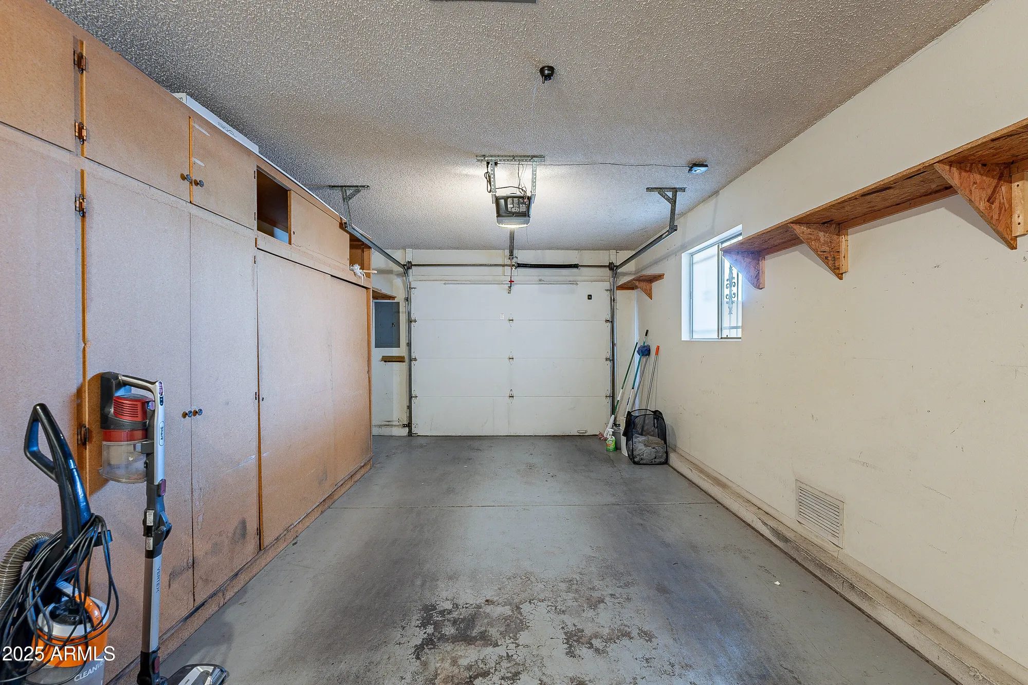 Property Slideshow image 18 of 22 | 14226 n newcastle dr, Sun City, AZ, 85351