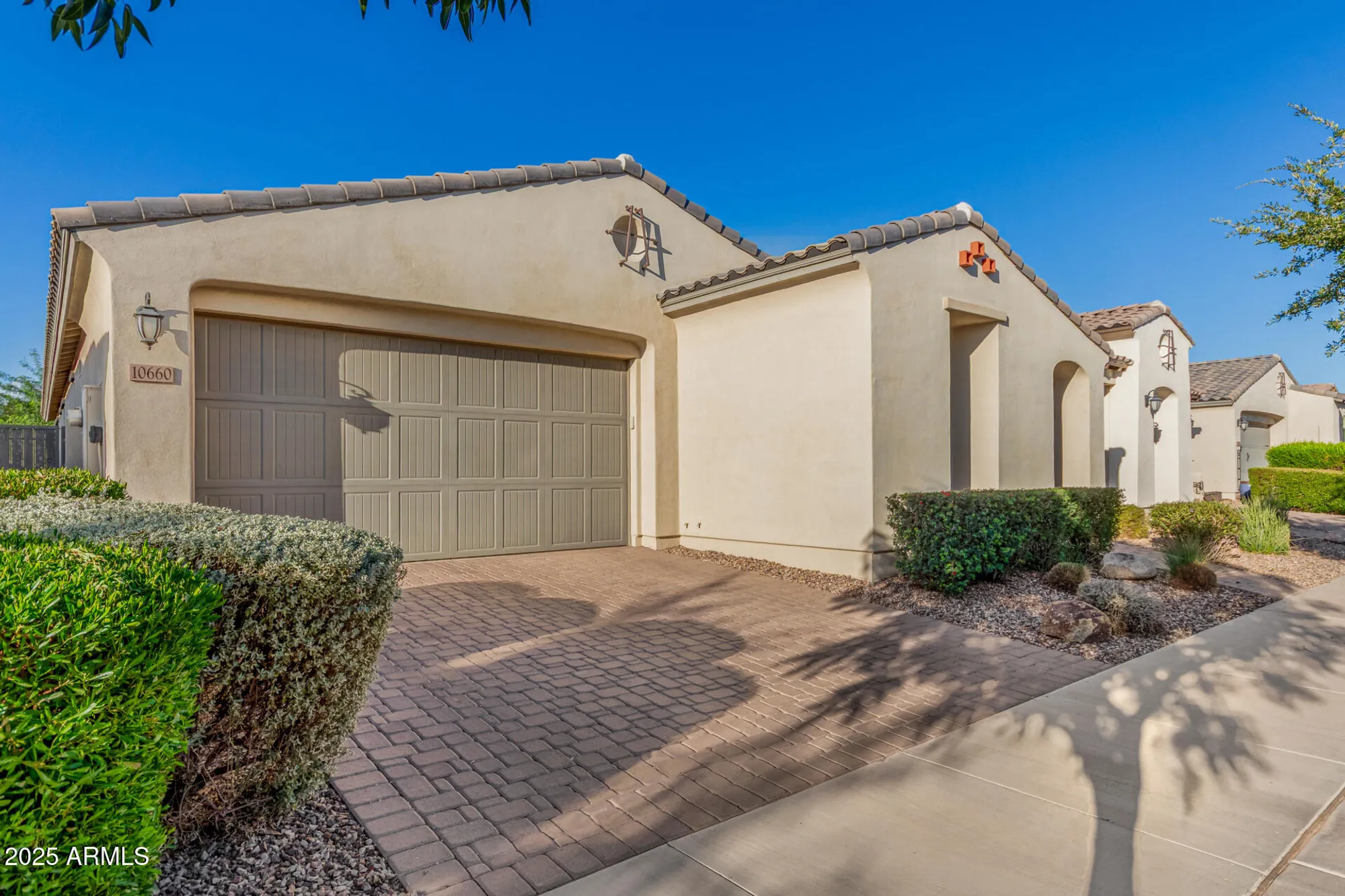Property Slideshow image 7 of 32 | 10660 e twister ave, Mesa, AZ, 85212