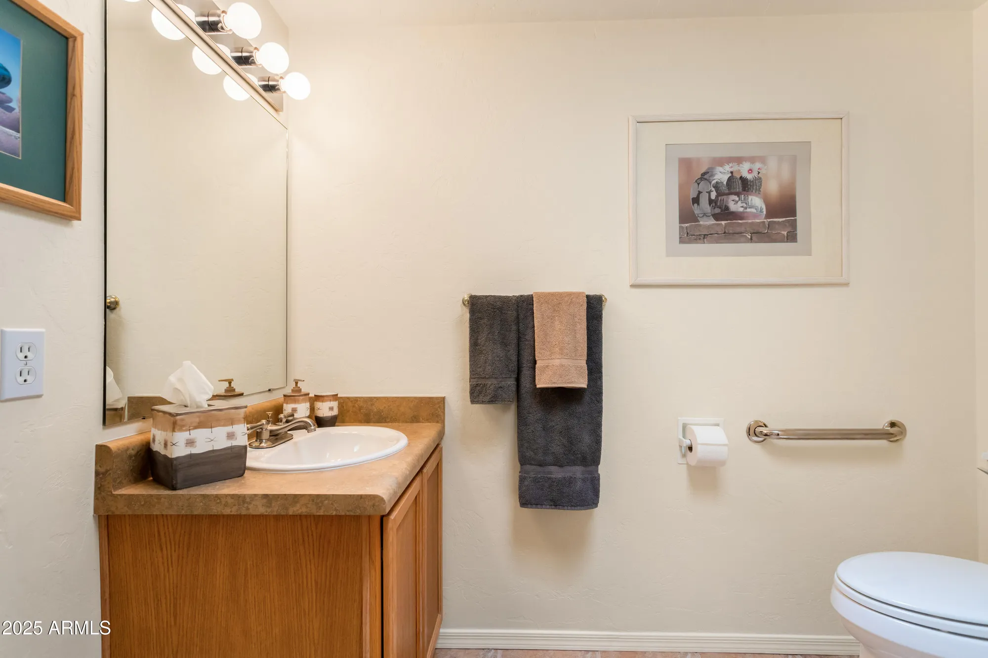 Property Slideshow image 19 of 40 | 497 s clubhouse ln, Sierra Vista, AZ, 85635