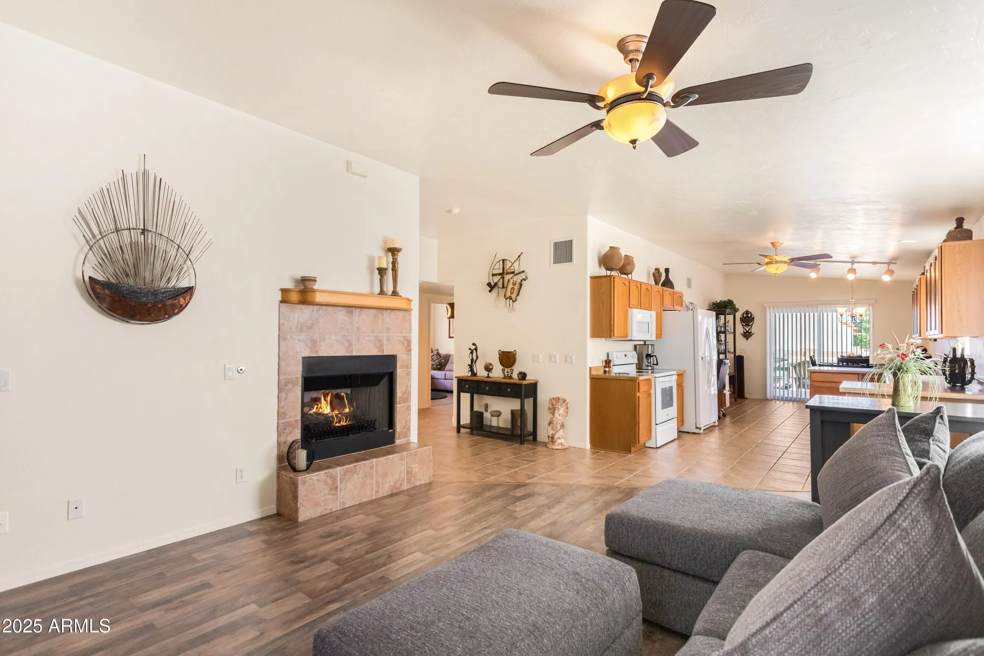 Property Slideshow image 5 of 40 | 497 s clubhouse ln, Sierra Vista, AZ, 85635