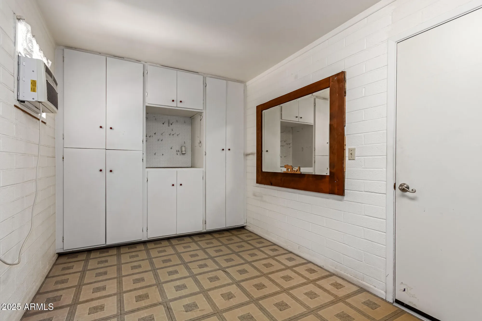 Property Slideshow image 38 of 52 | 6017 e anaheim st, Mesa, AZ, 85205