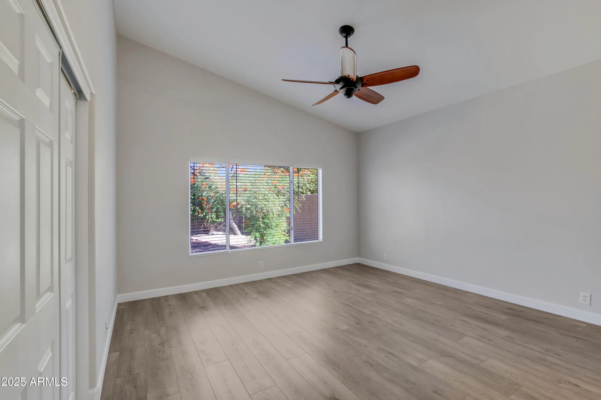 Property Slideshow image 9 of 15 | 9032 w sierra pinta dr, Peoria, AZ, 85382