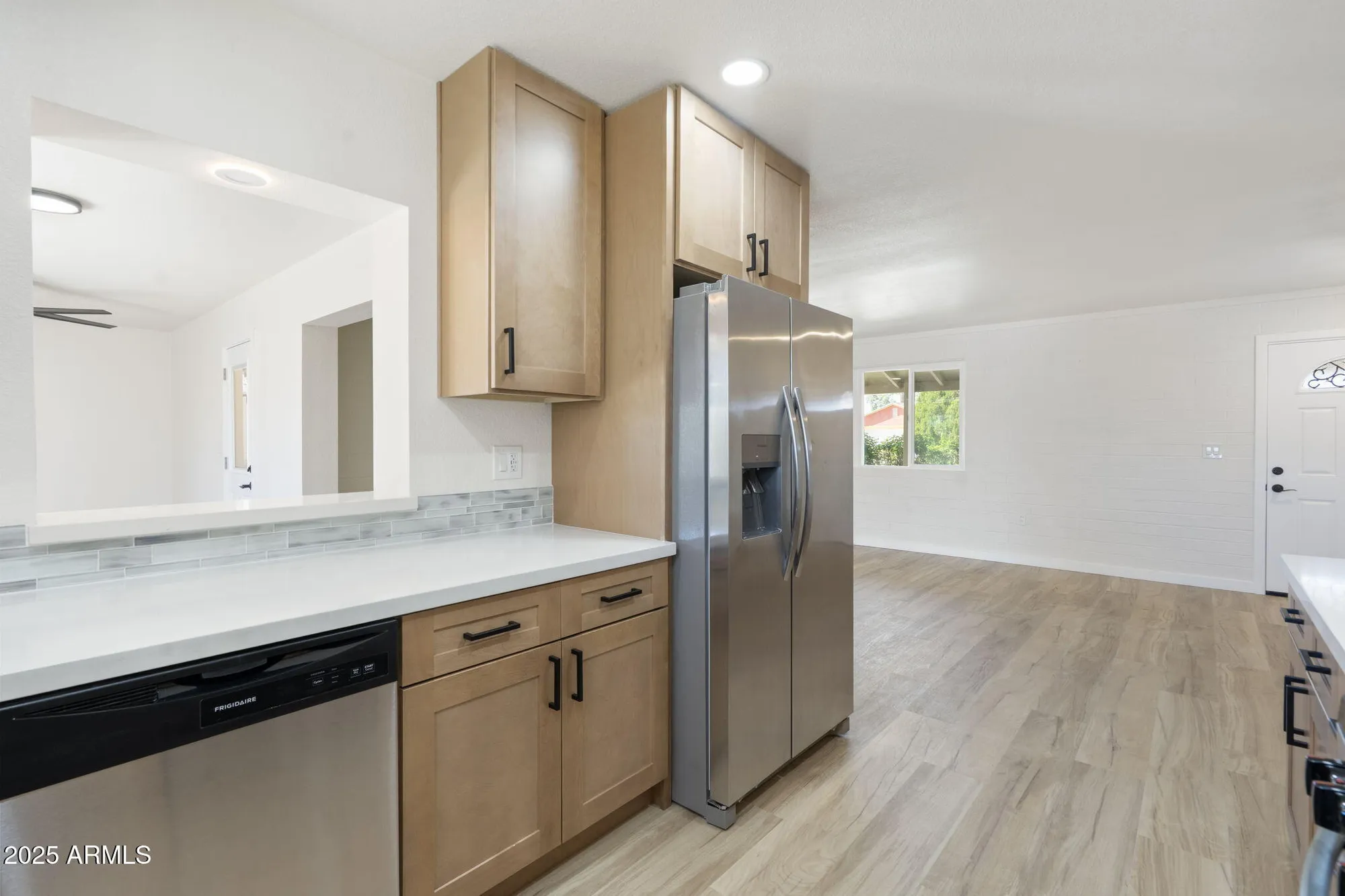 Property Slideshow image 9 of 32 | 10351 w pinehurst dr, Sun City, AZ, 85351