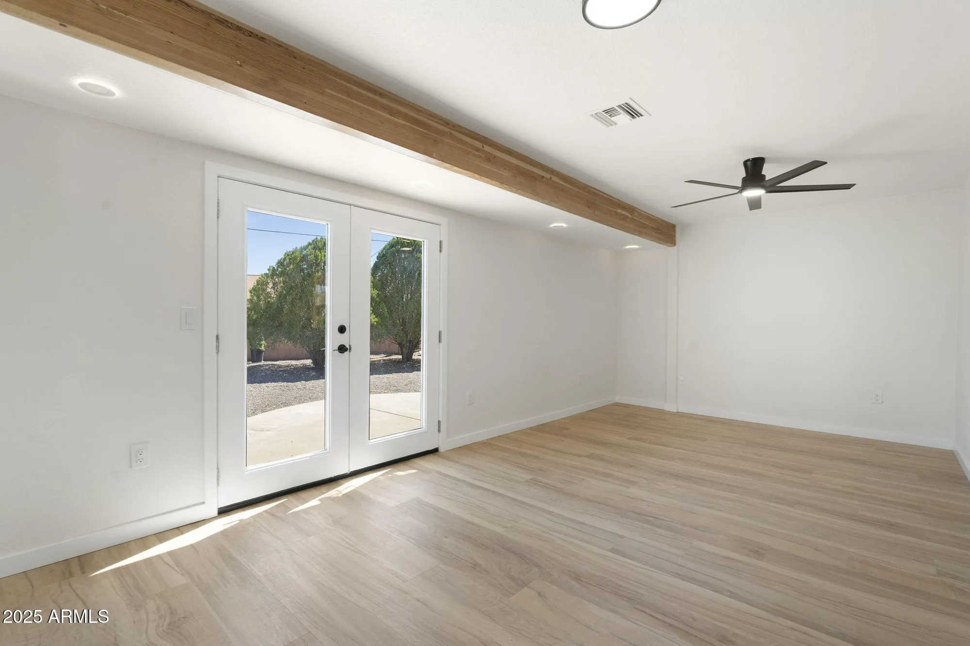 Property Slideshow image 13 of 32 | 10351 w pinehurst dr, Sun City, AZ, 85351