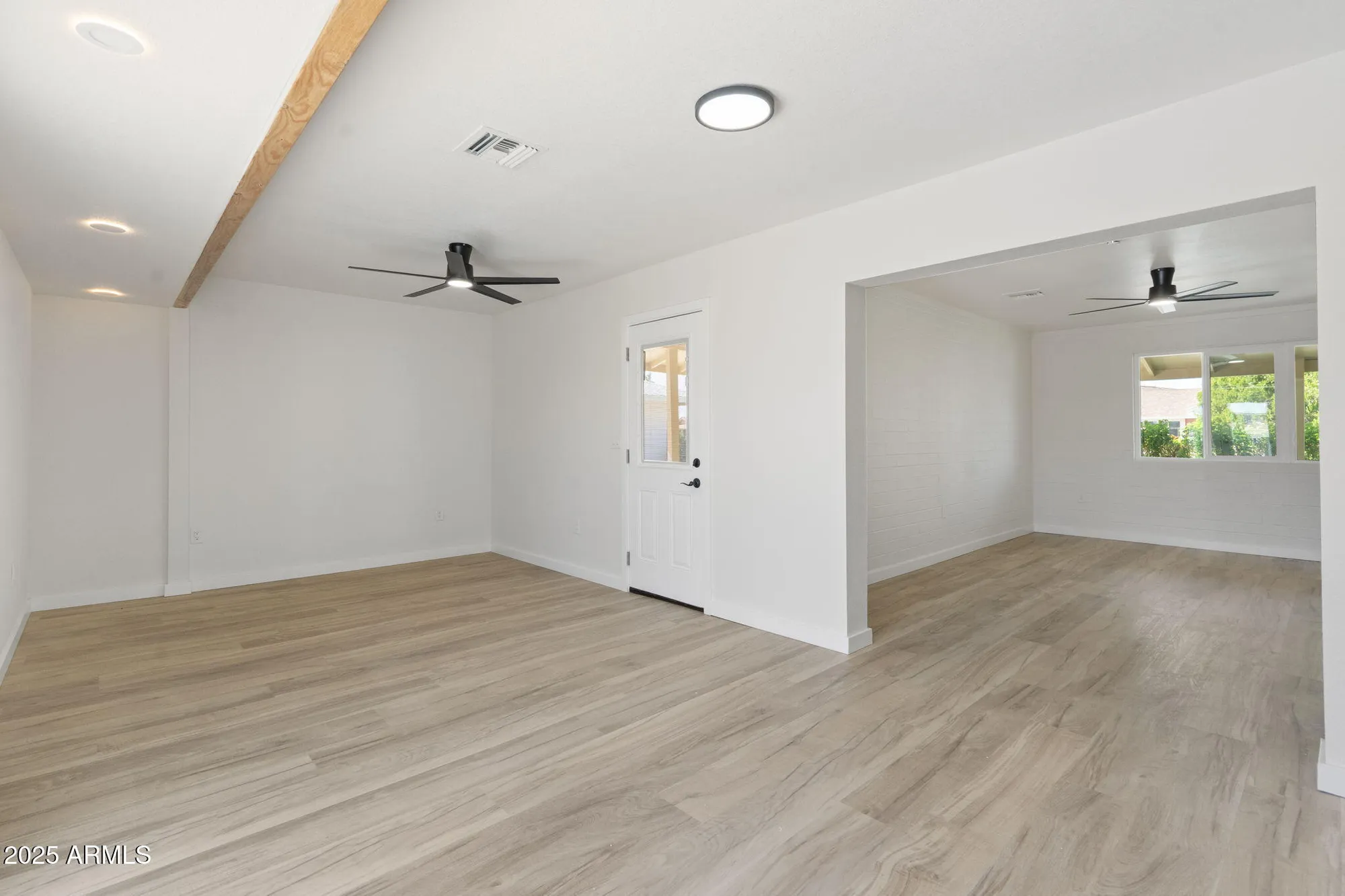 Property Slideshow image 14 of 32 | 10351 w pinehurst dr, Sun City, AZ, 85351