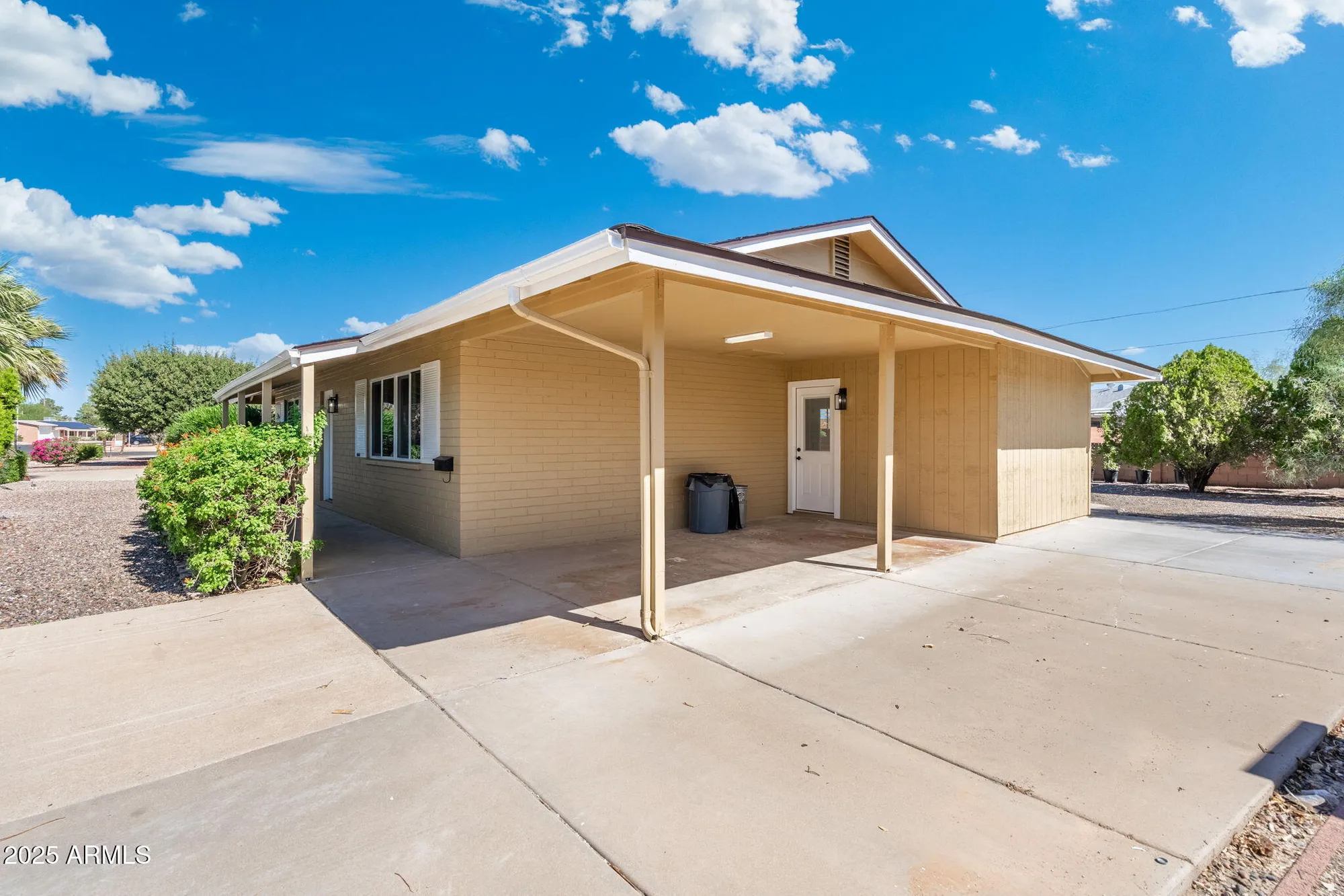 Property Slideshow image 26 of 32 | 10351 w pinehurst dr, Sun City, AZ, 85351