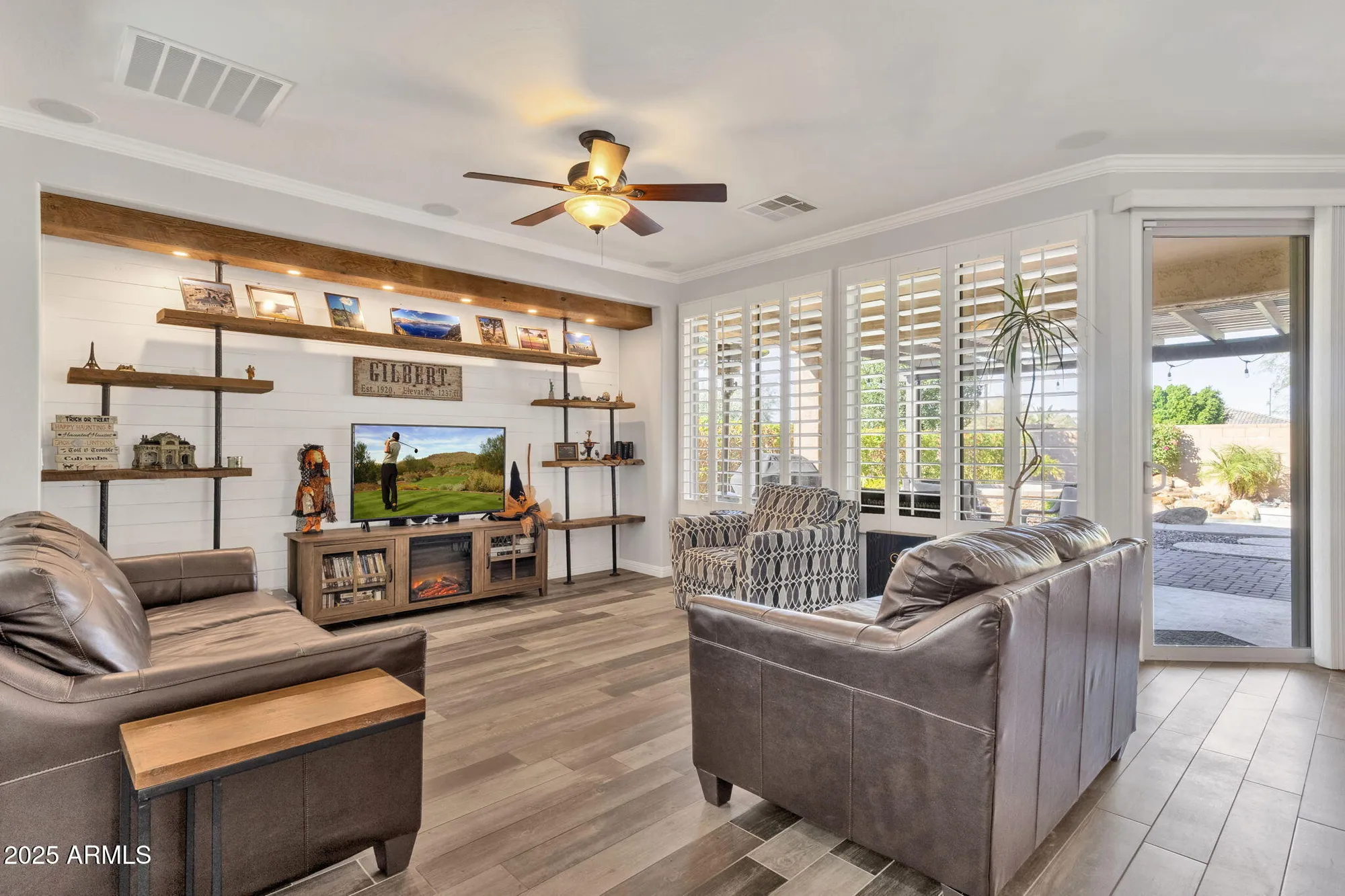 Property Slideshow image 7 of 42 | 5314 s barley way, Gilbert, AZ, 85298