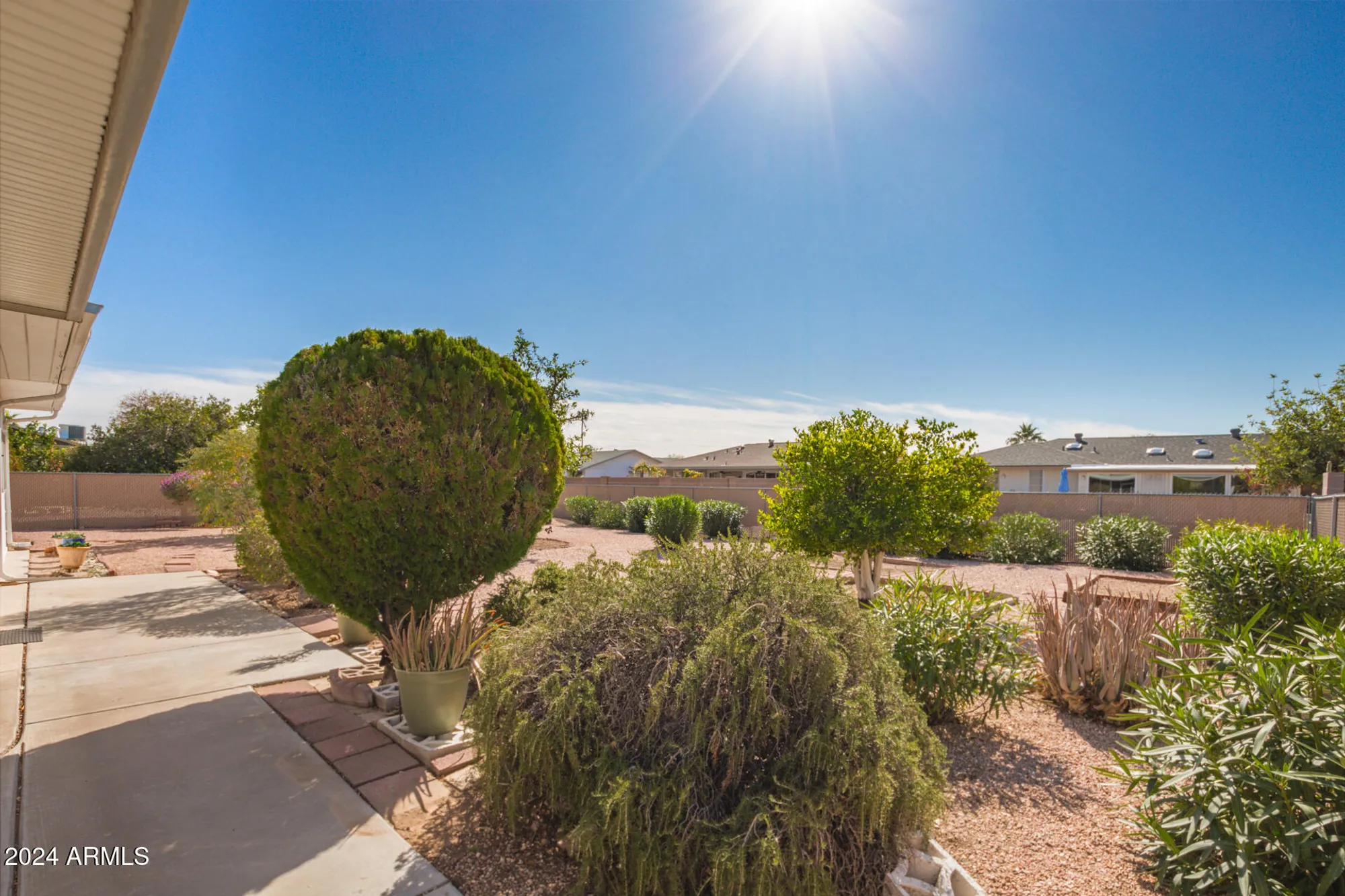 Property Slideshow image 33 of 38 | 9409 w glen oaks cir n, Sun City, AZ, 85351