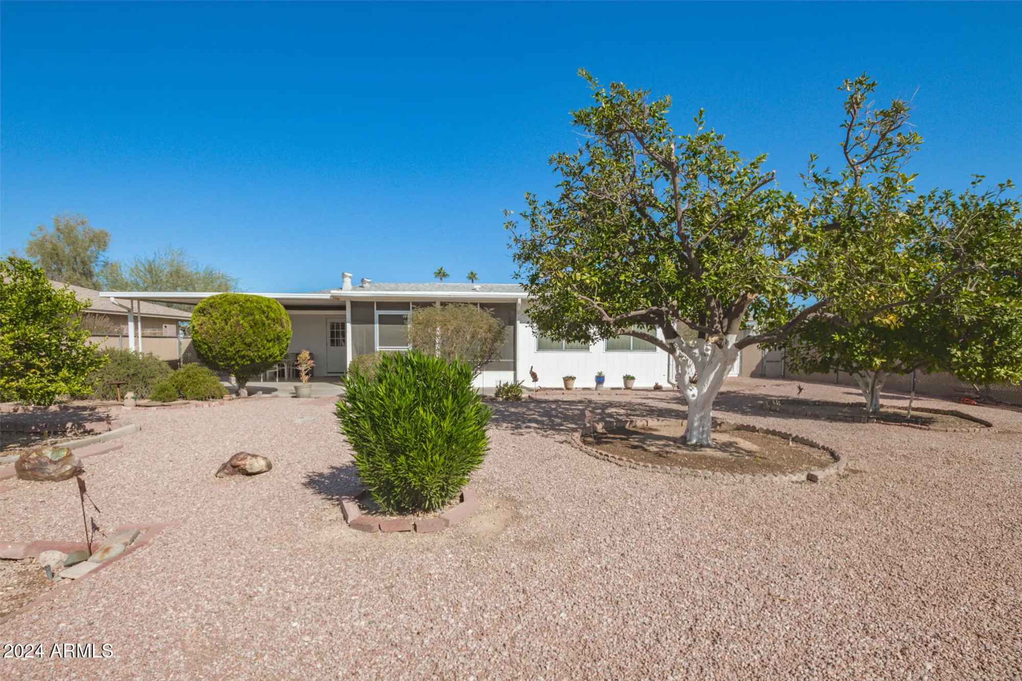 Property Slideshow image 35 of 38 | 9409 w glen oaks cir n, Sun City, AZ, 85351
