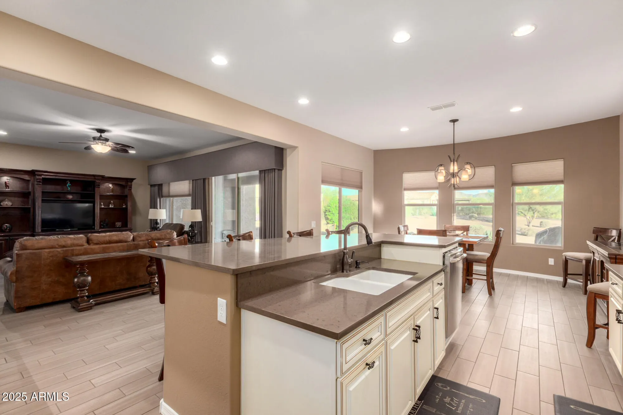 Property Slideshow image 14 of 46 | 19873 n 268th ln, Buckeye, AZ, 85396