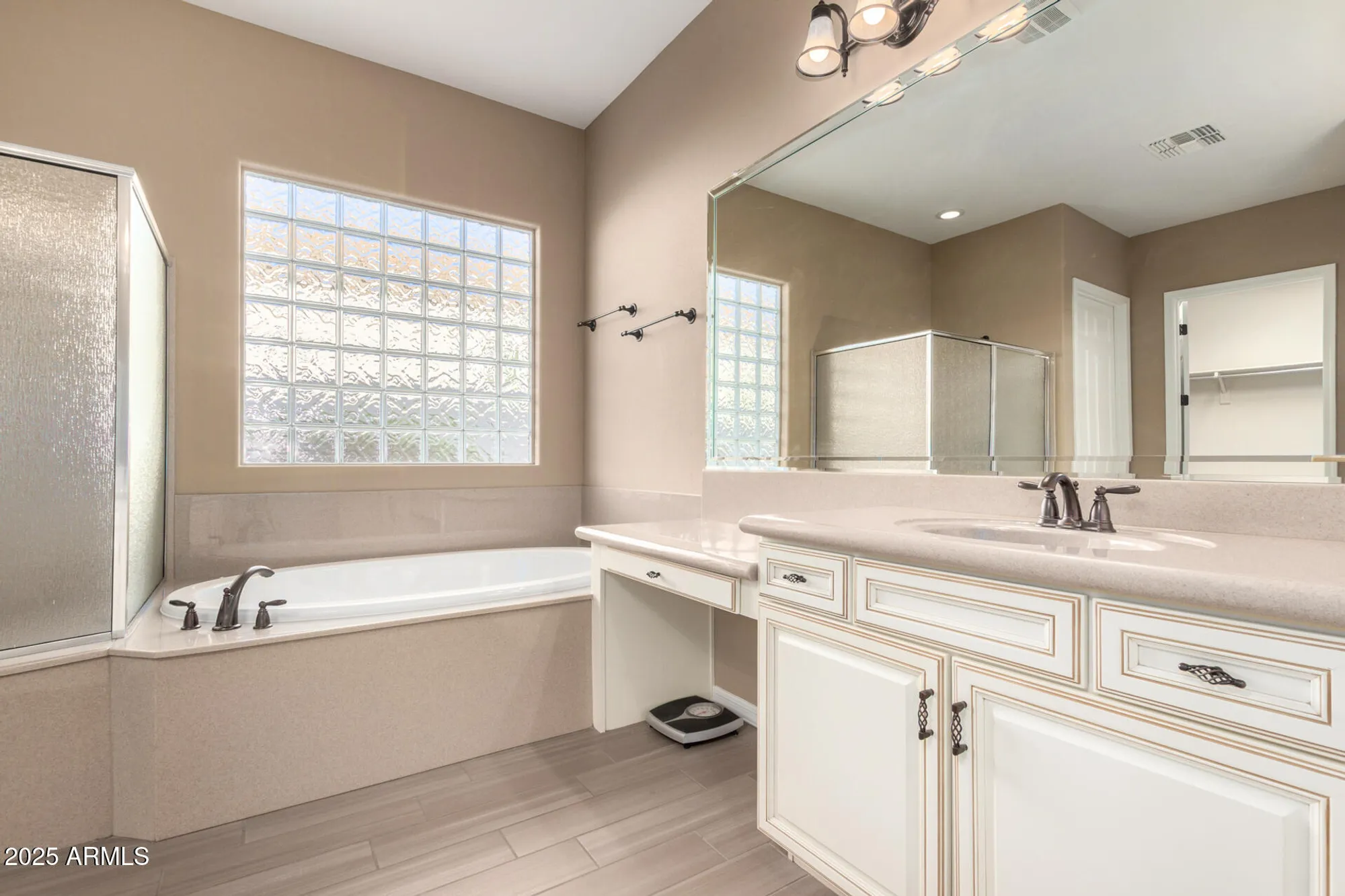 Property Slideshow image 23 of 46 | 19873 n 268th ln, Buckeye, AZ, 85396