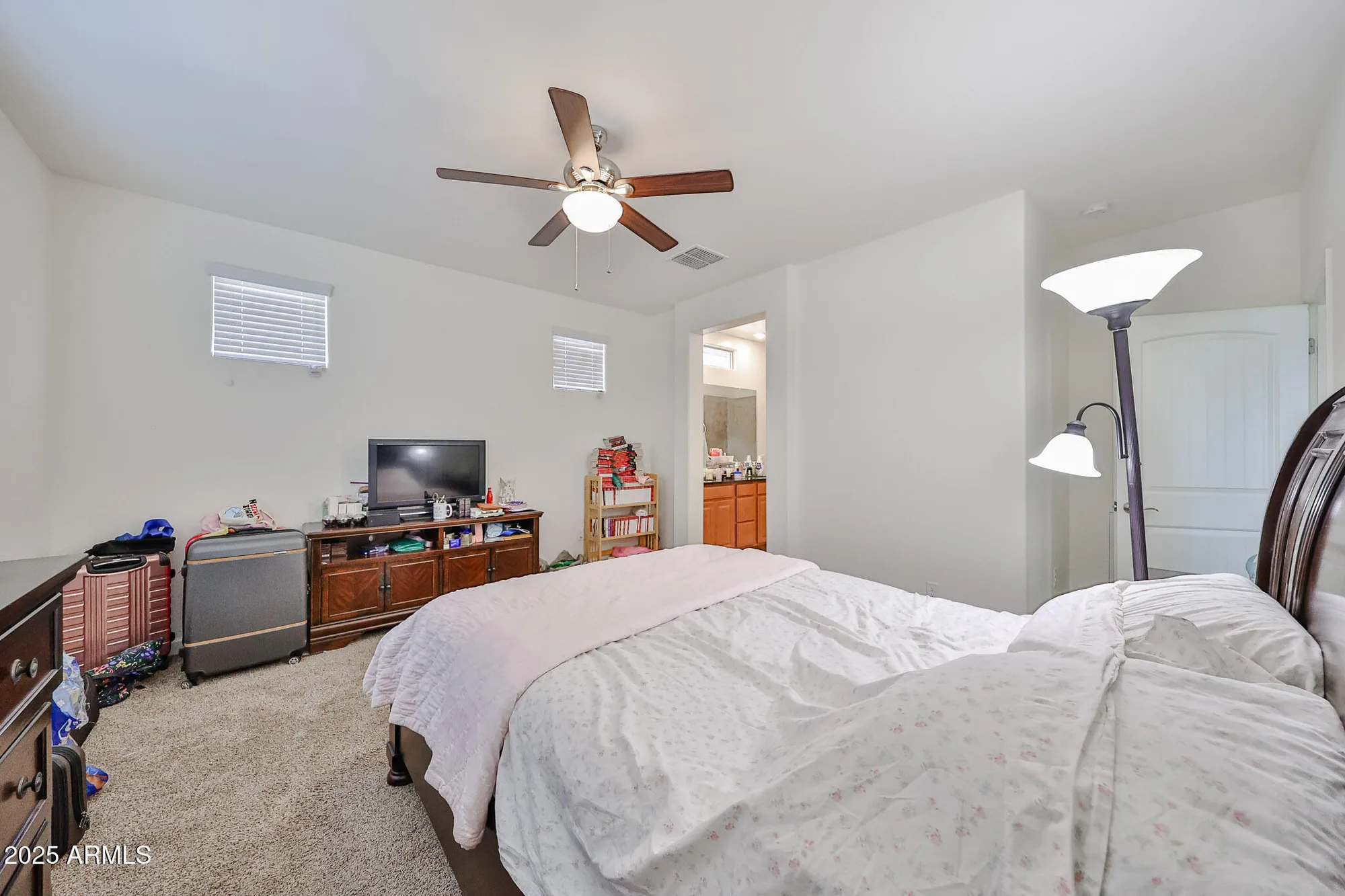 Property Slideshow image 19 of 29 | 4658 n 204th ln, Buckeye, AZ, 85396