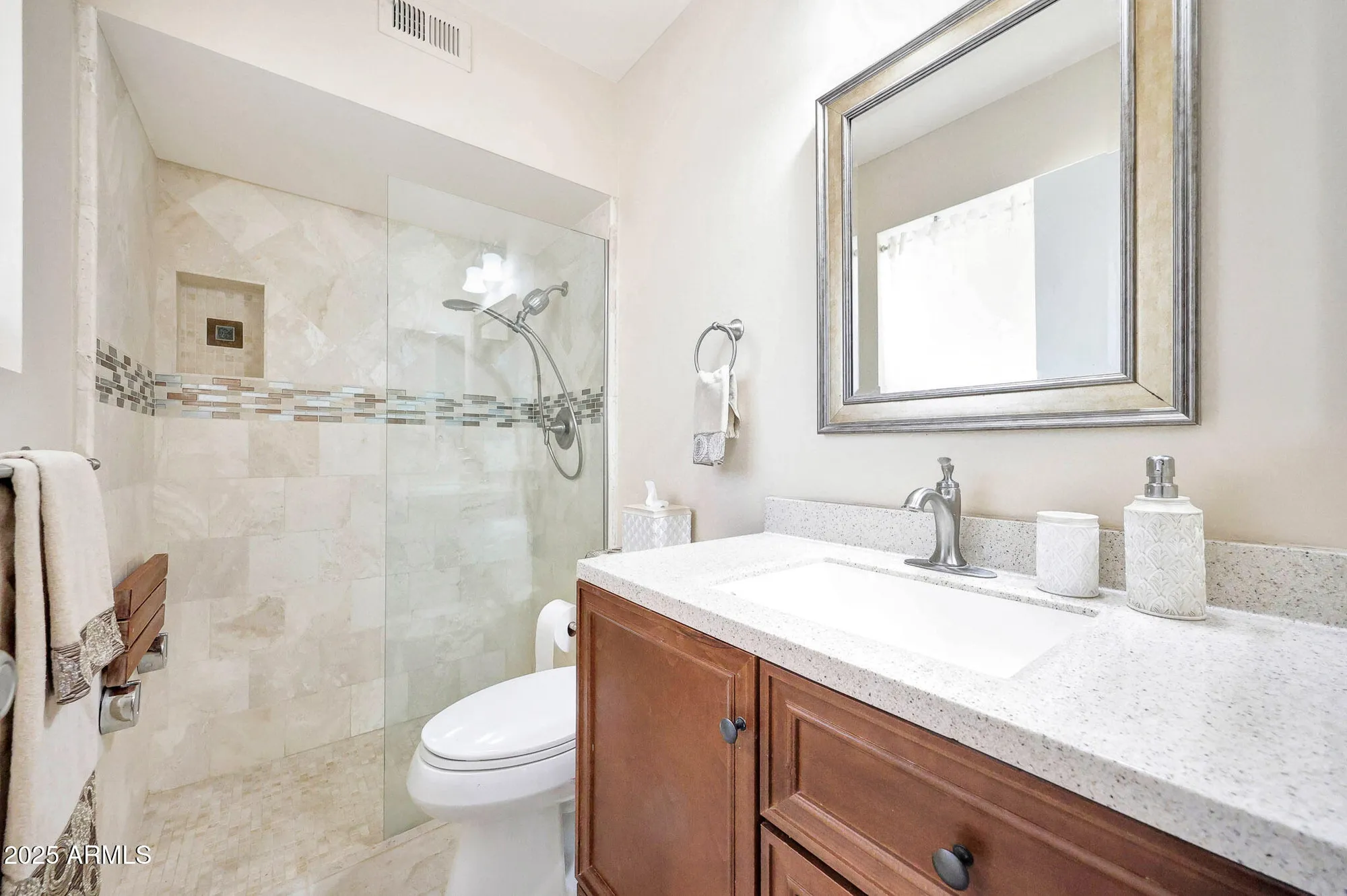 Property Slideshow image 27 of 45 | 10516 w snead dr, Sun City, AZ, 85351