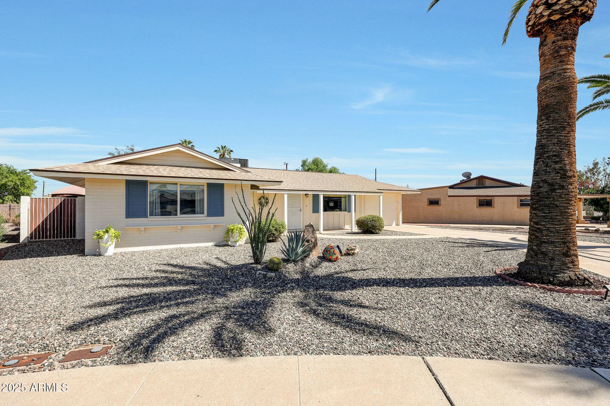 Property Slideshow image 10 of 45 | 10516 w snead dr, Sun City, AZ, 85351