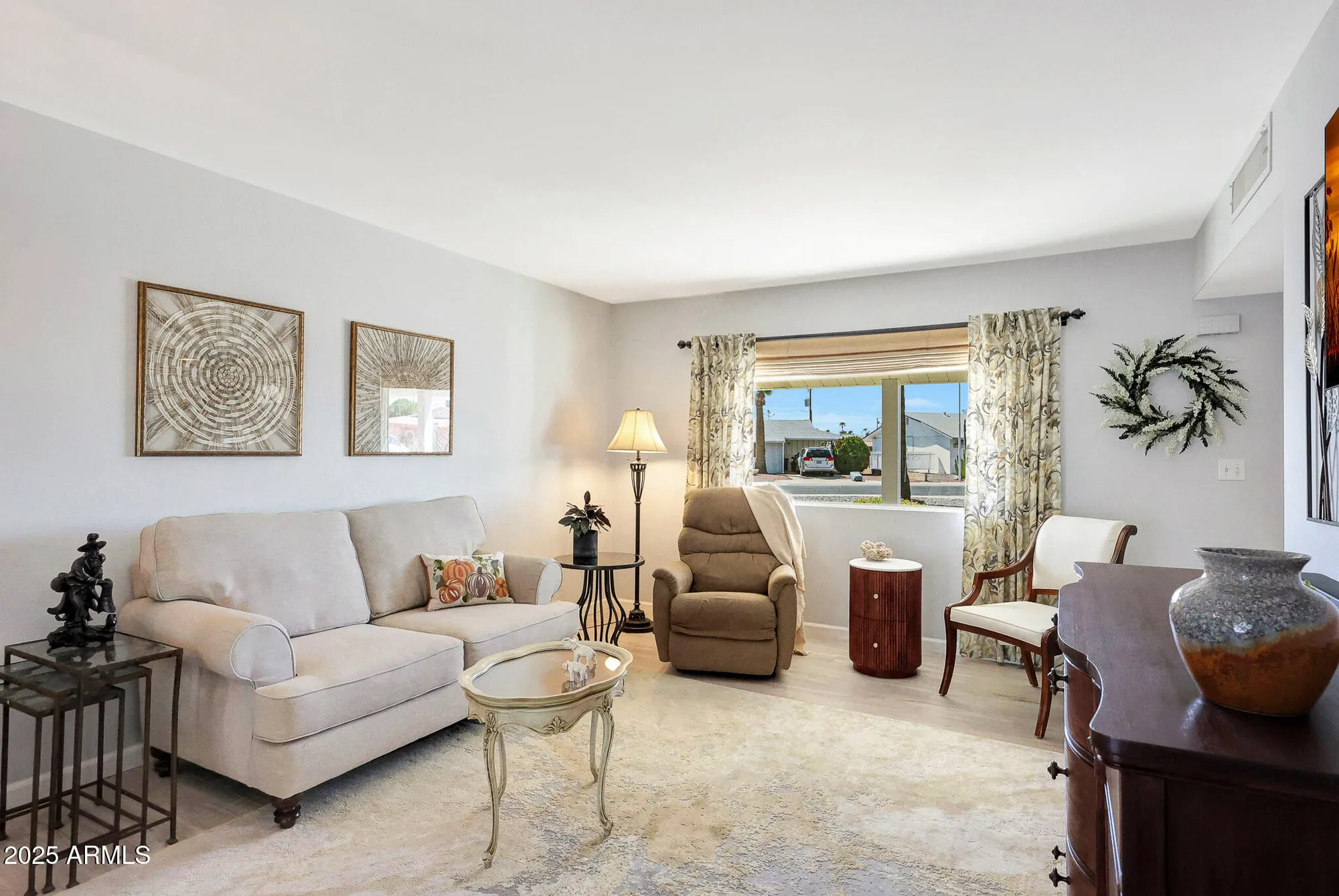 Property Slideshow image 14 of 45 | 10516 w snead dr, Sun City, AZ, 85351