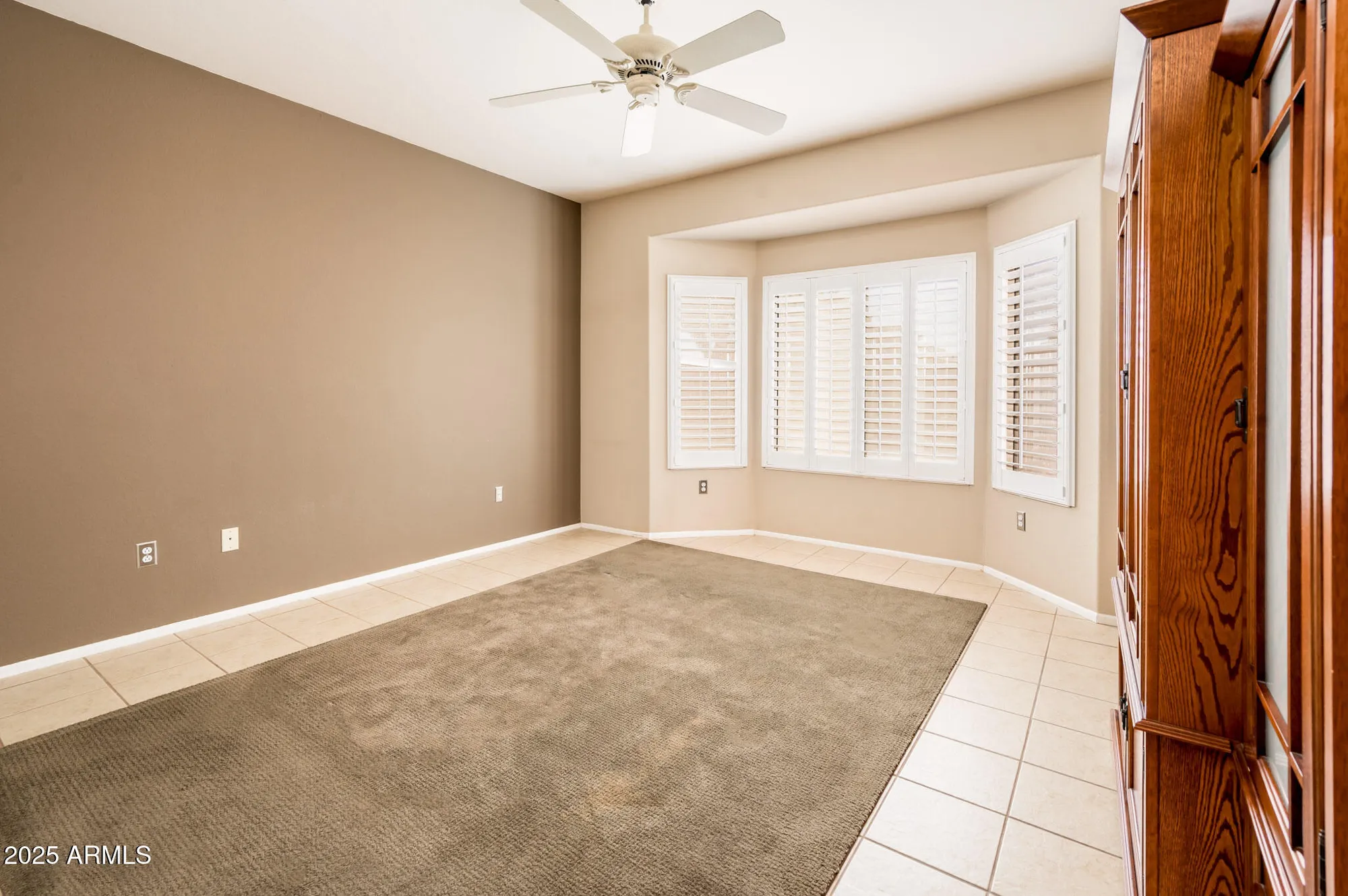 Property Slideshow image 11 of 29 | 16211 w mountain pass dr, Surprise, AZ, 85374