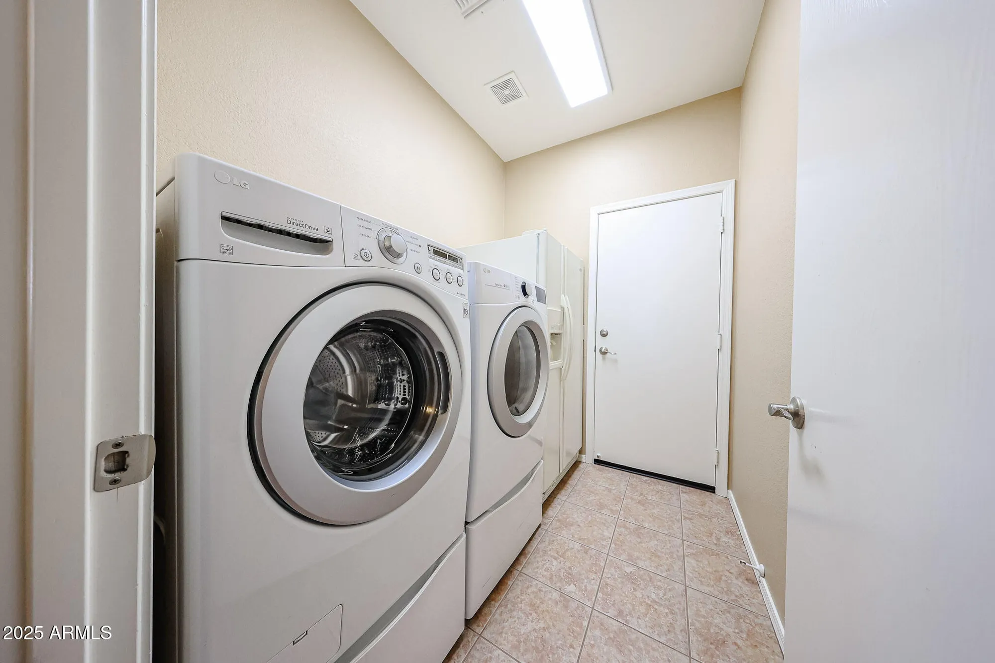 Property Slideshow image 17 of 20 | 18076 w browning dr, Surprise, AZ, 85374