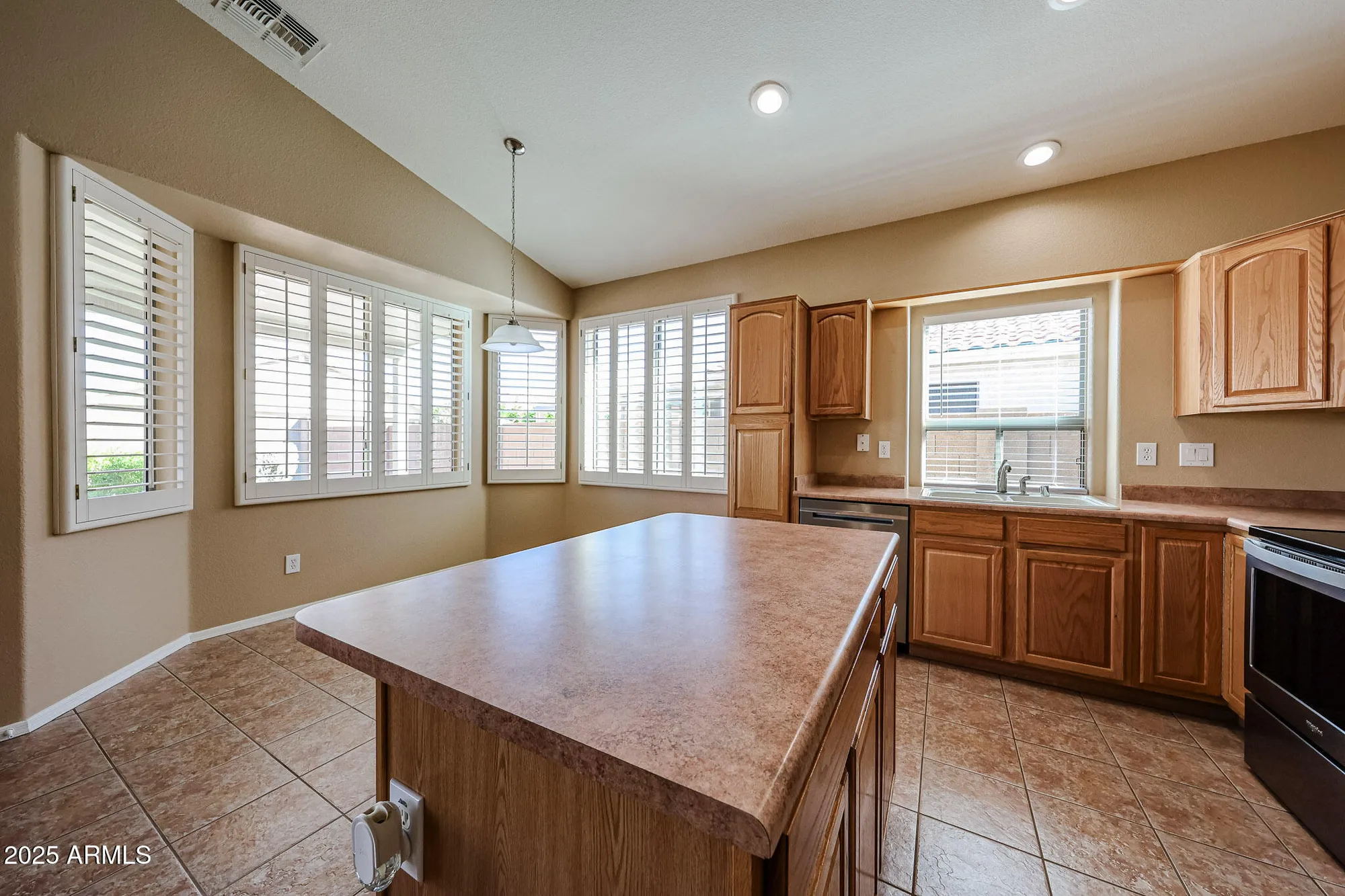 Property Slideshow image 6 of 20 | 18076 w browning dr, Surprise, AZ, 85374
