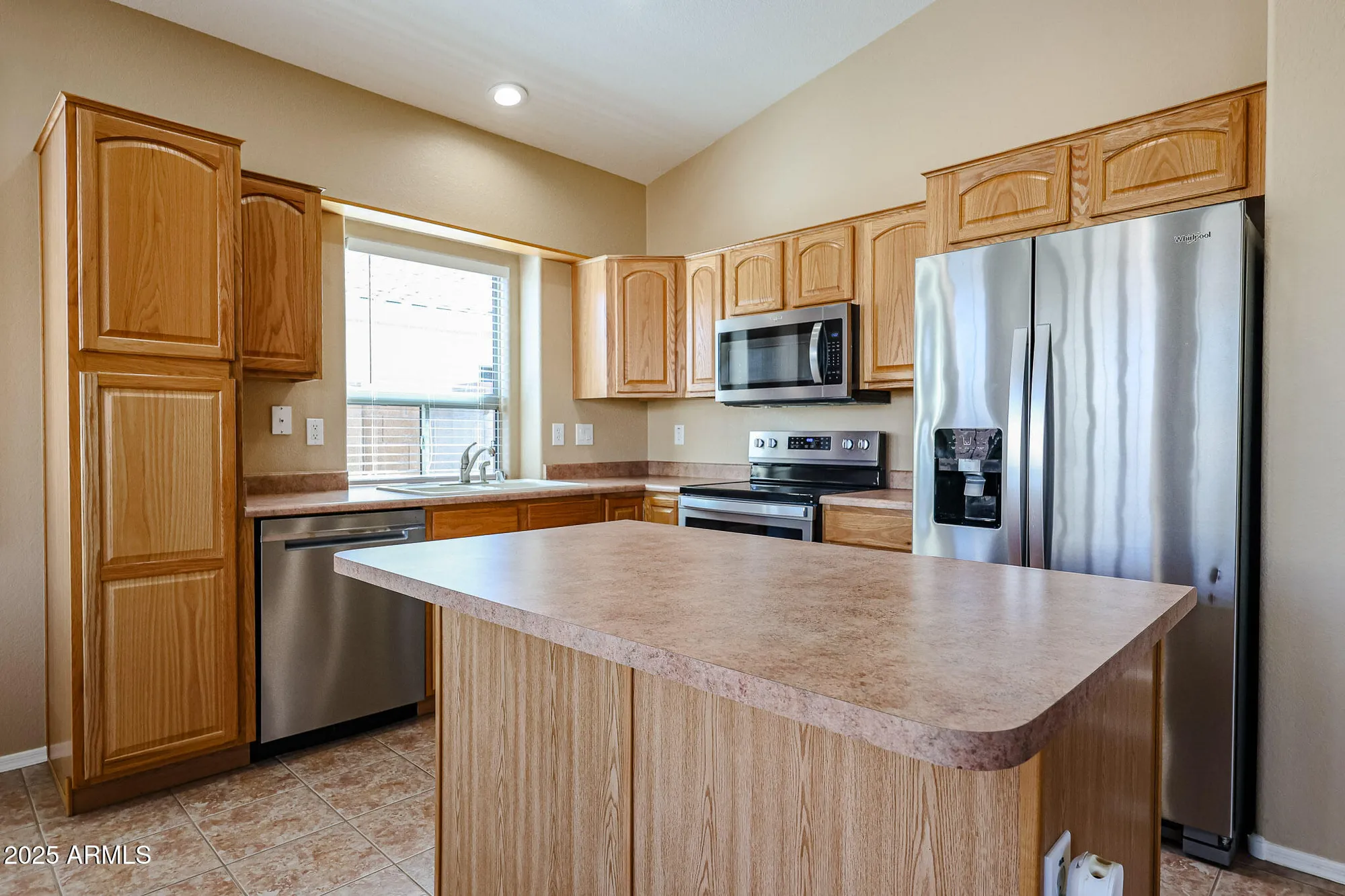 Property Slideshow image 8 of 20 | 18076 w browning dr, Surprise, AZ, 85374